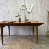 Scandinavian table