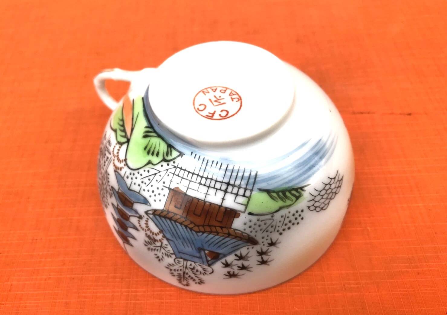 Cup/Saucer, Fine Porcelain, Japanese-Style Decor