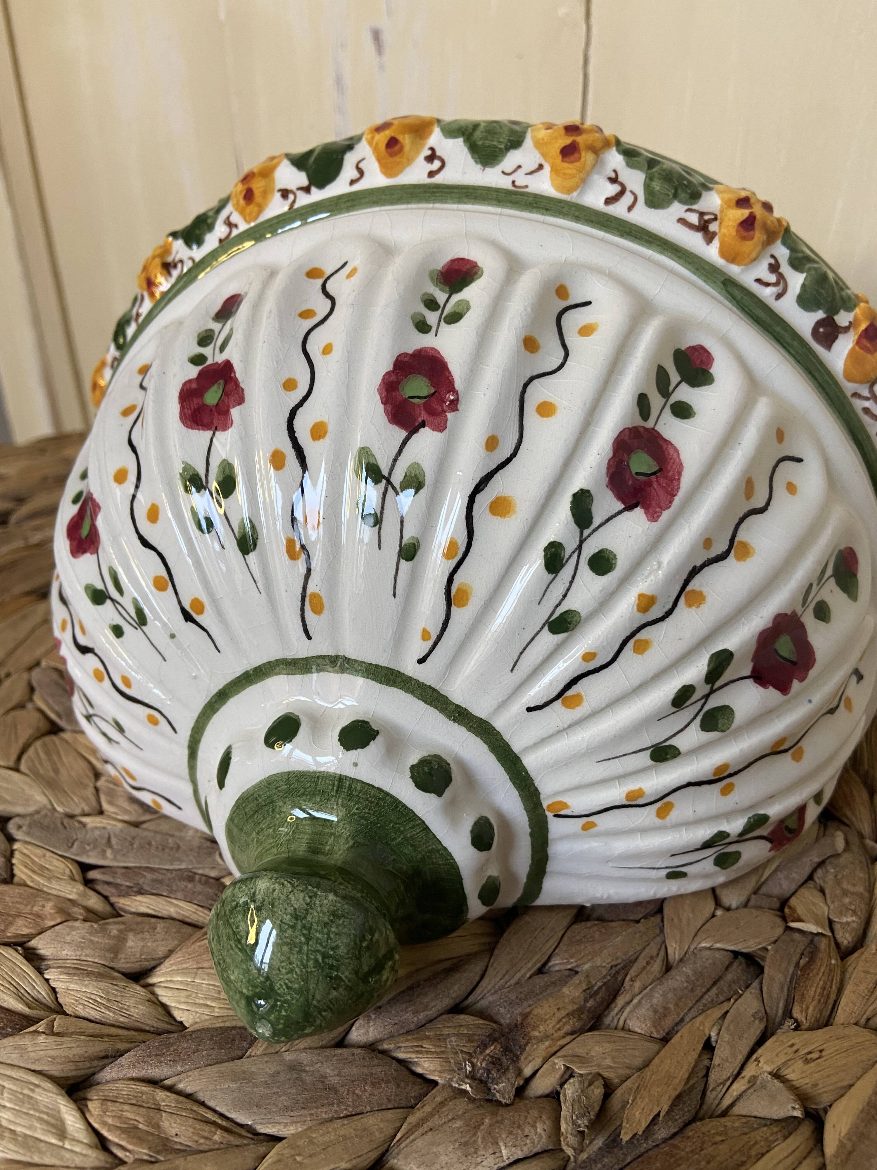 Wall hanging flower pot