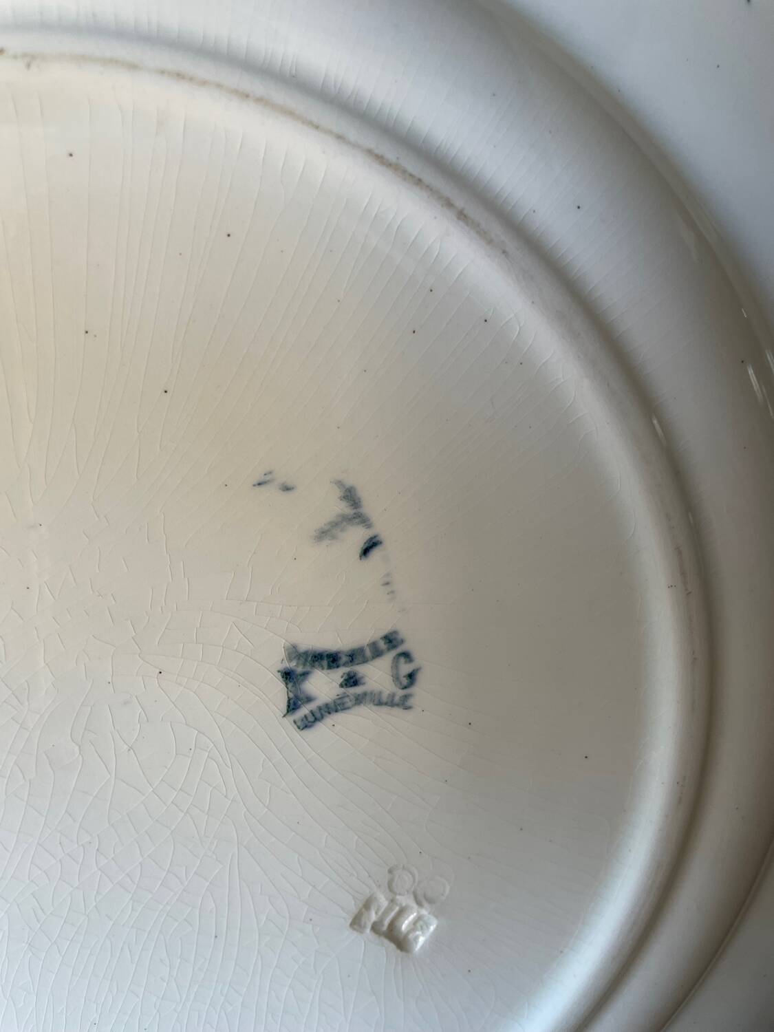 Serving dish