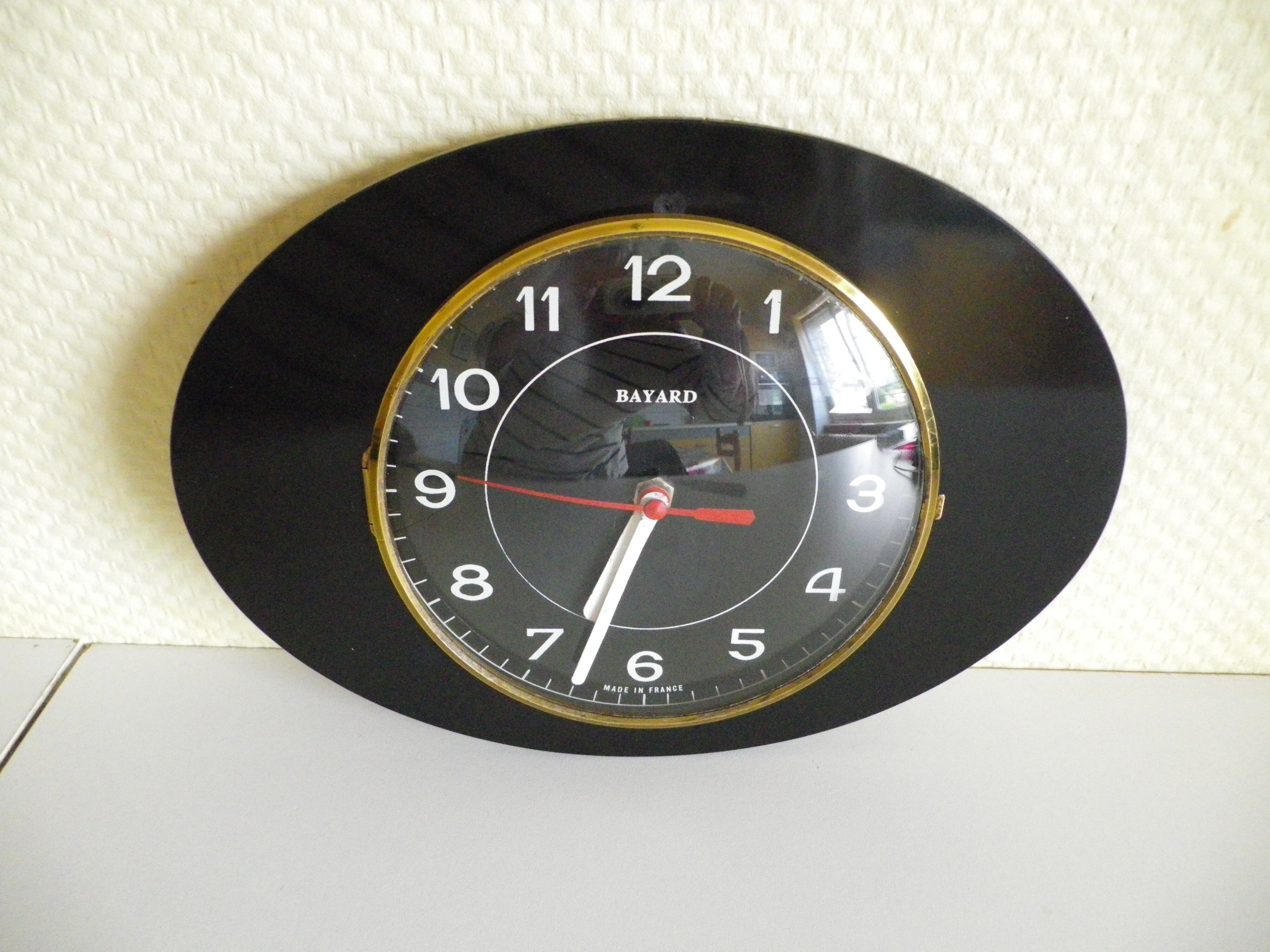 Black bakelite pendulum, bayard brand, 50s