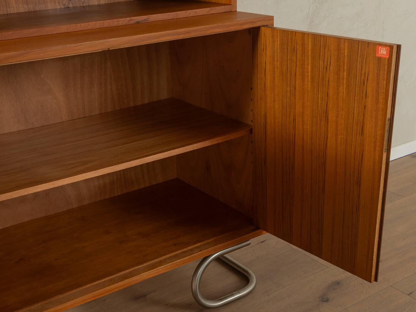 1960s Cabinet, DeWe