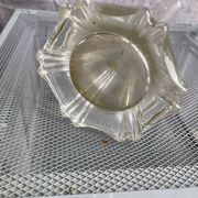 Vase, Soliflore à 6 pans dentelés  XXe siècle