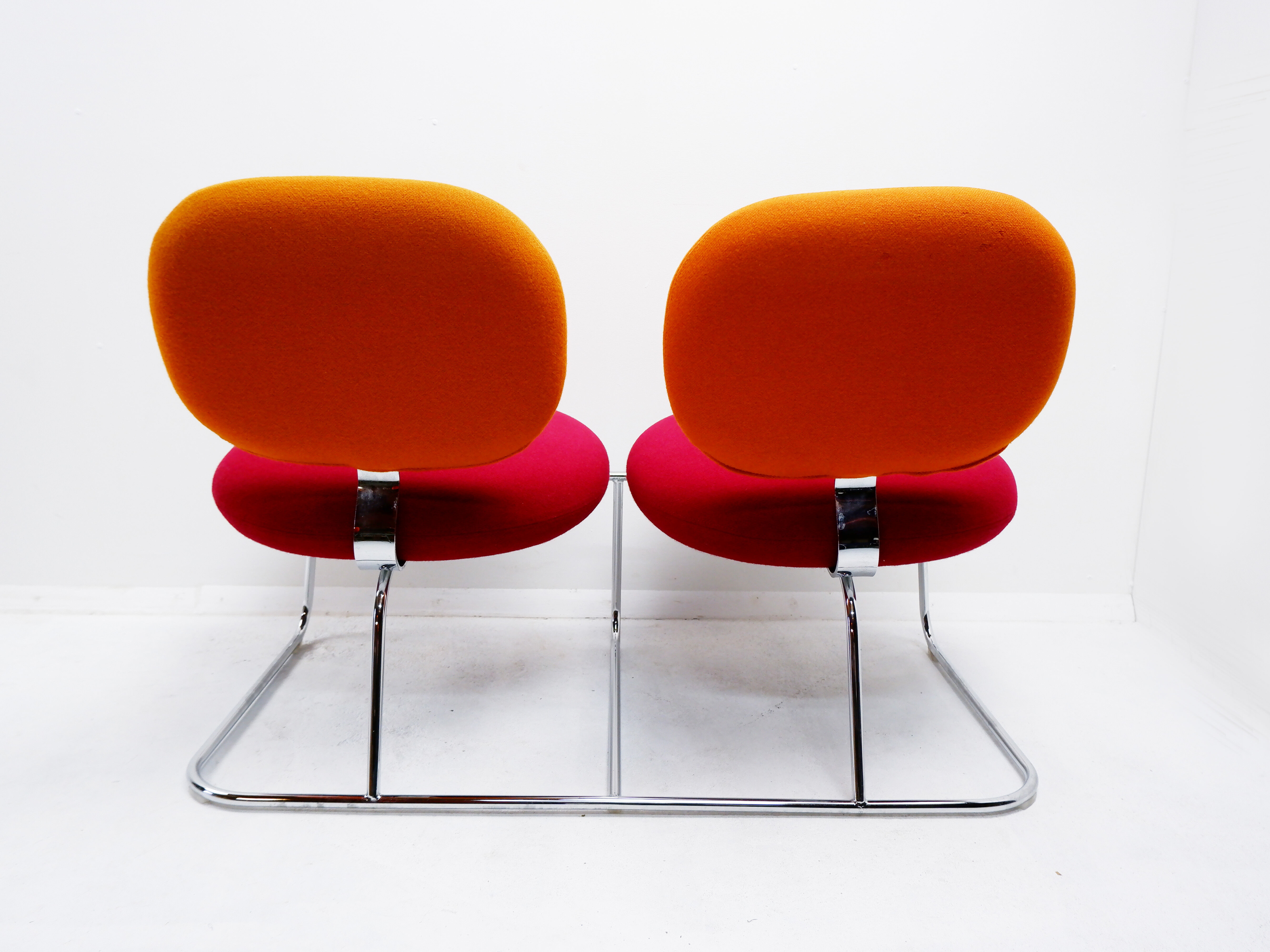 Artifort 2 seater sofa model Vega 1990s