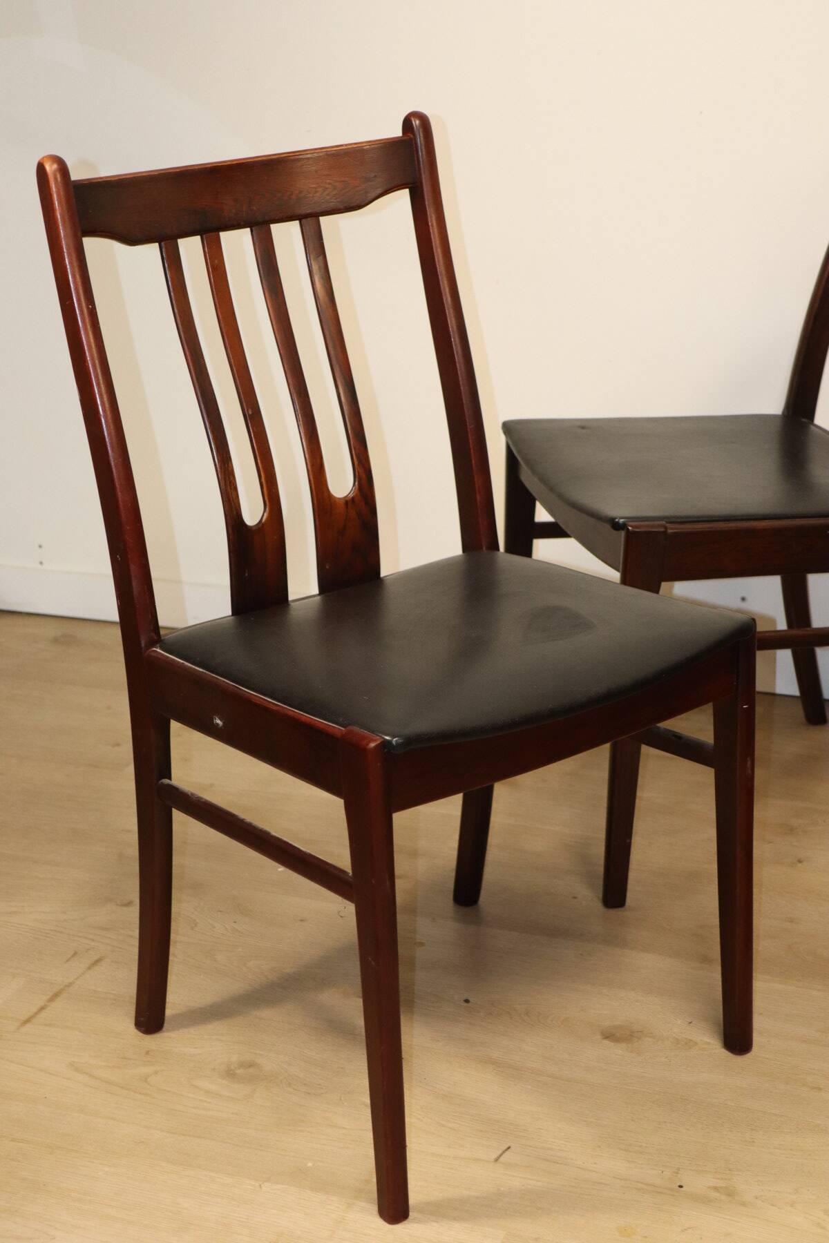 Set of 6 Scandinavian chairs in rosewood, 1960.