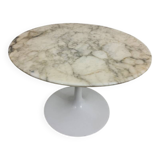 Tulip Gueridon by Saarinen for Knoll