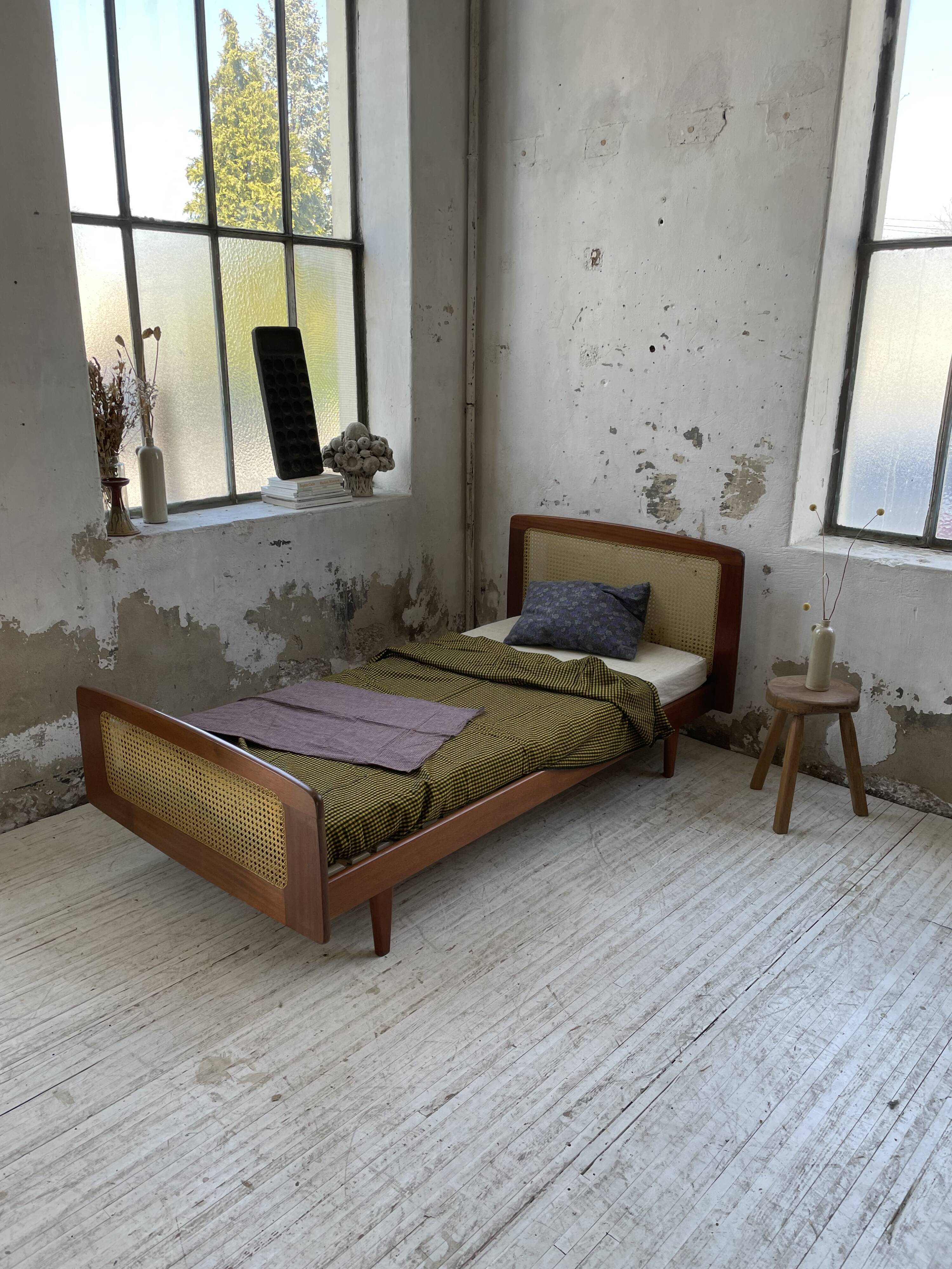 Lit Roset SNA teck et cannage 1 place