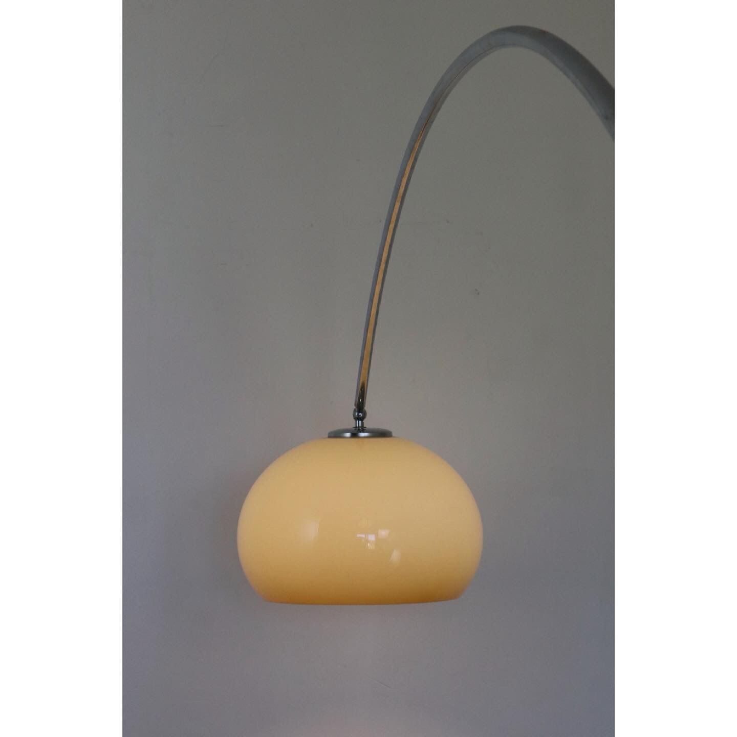 Floor lamp arch 1970