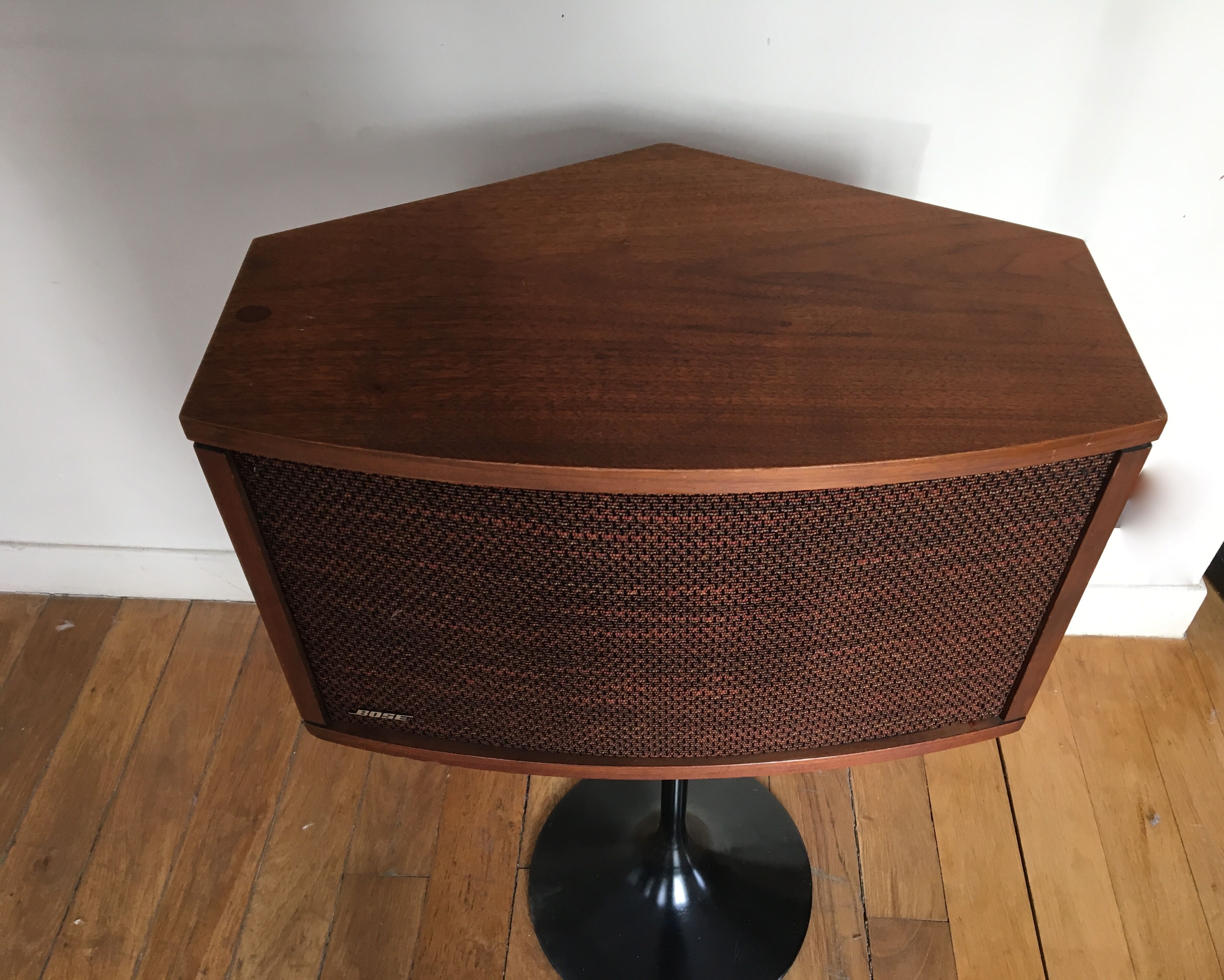 Pair of speakers model bose 901 series 4