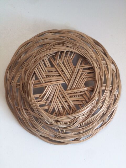 Basket empty-Pocket vintage Wicker
