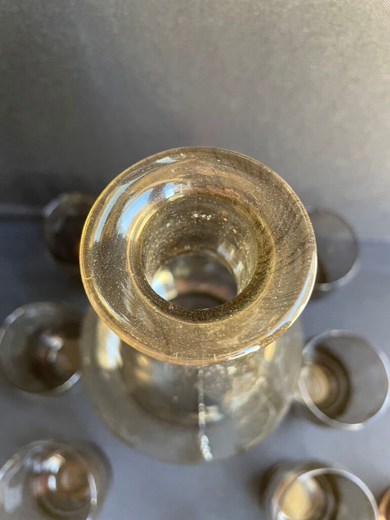 Liquor service smoked glass