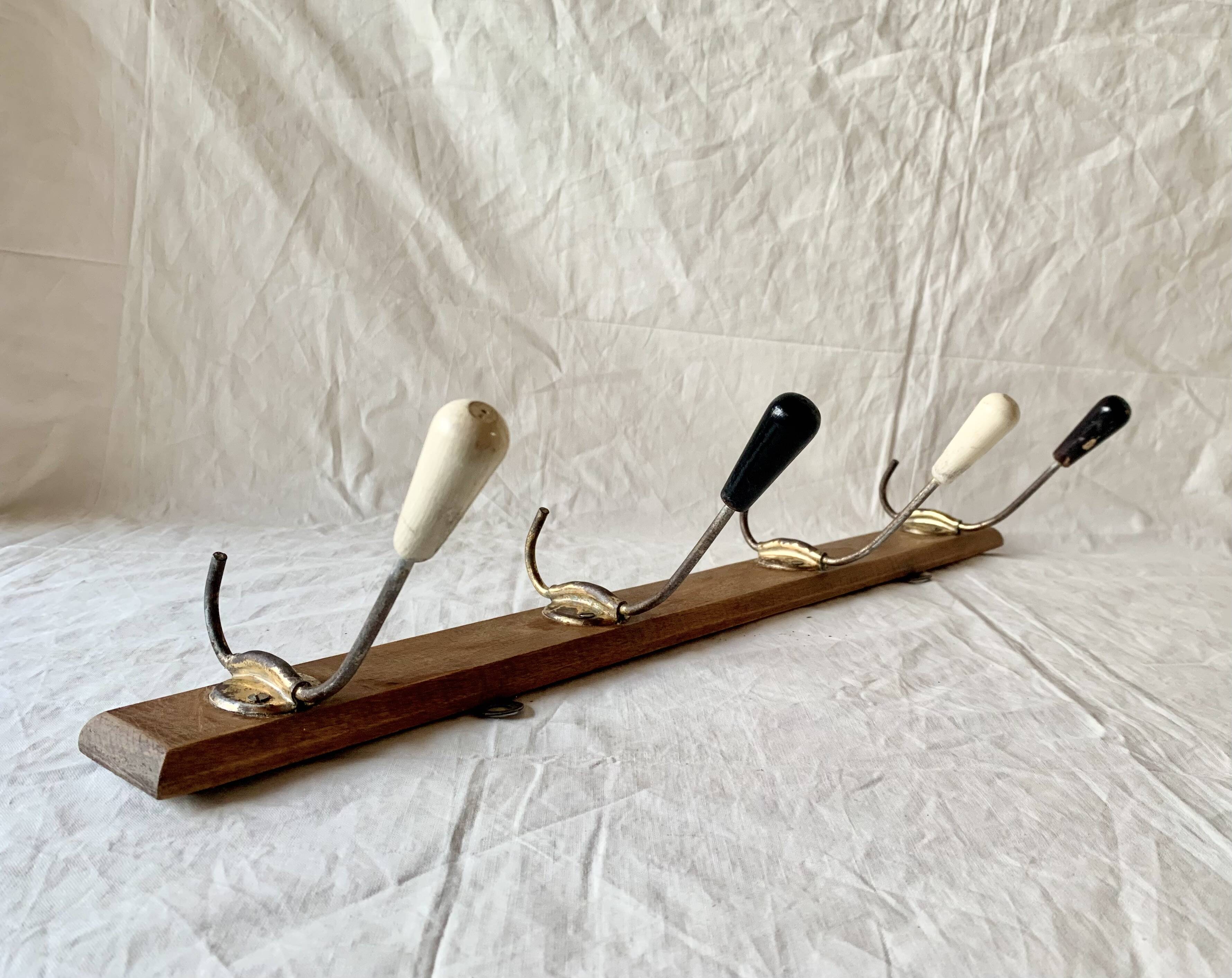 Vintage wooden wall coat rack - 4 hooks