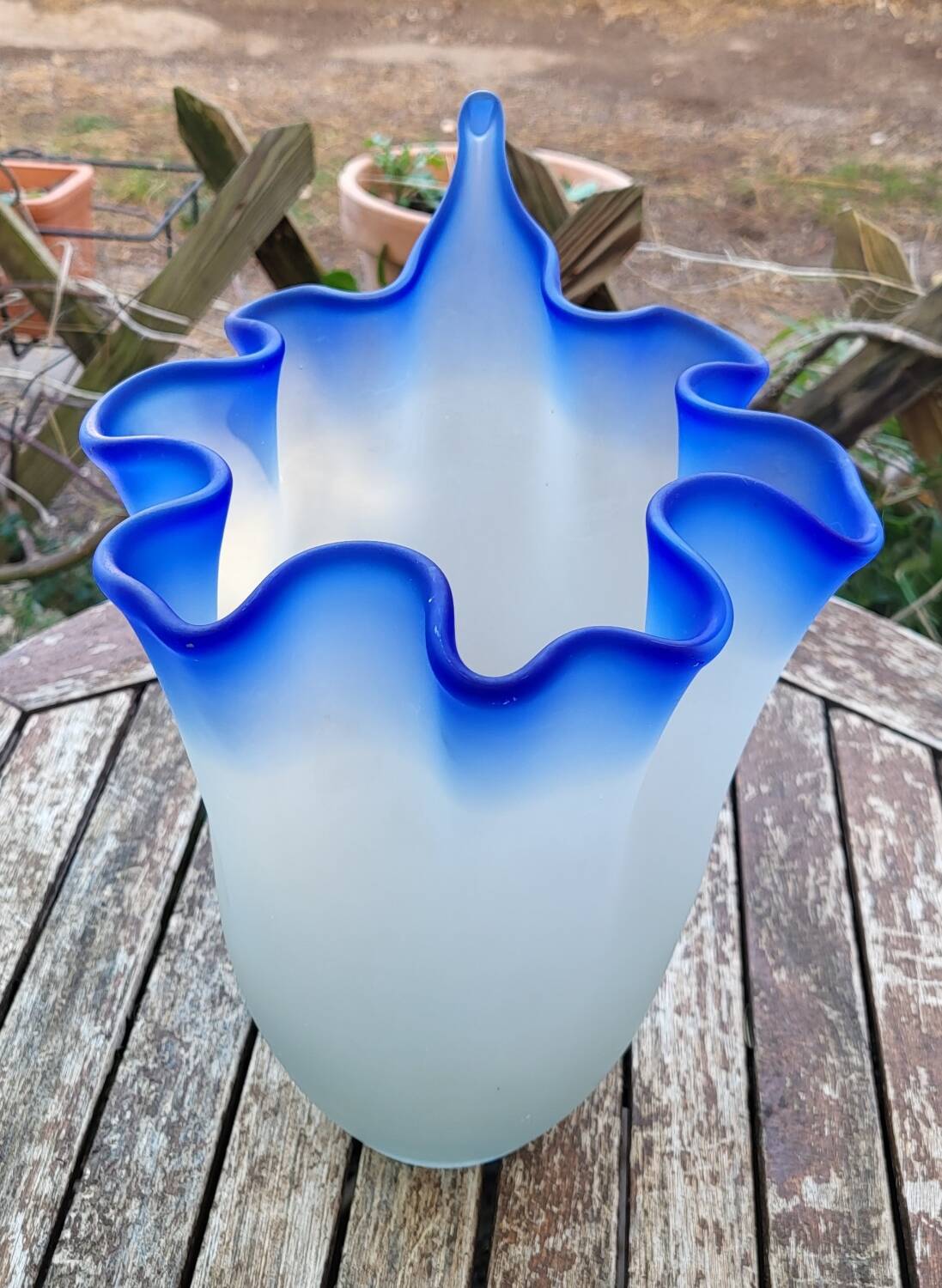 Murano handkerchief vase