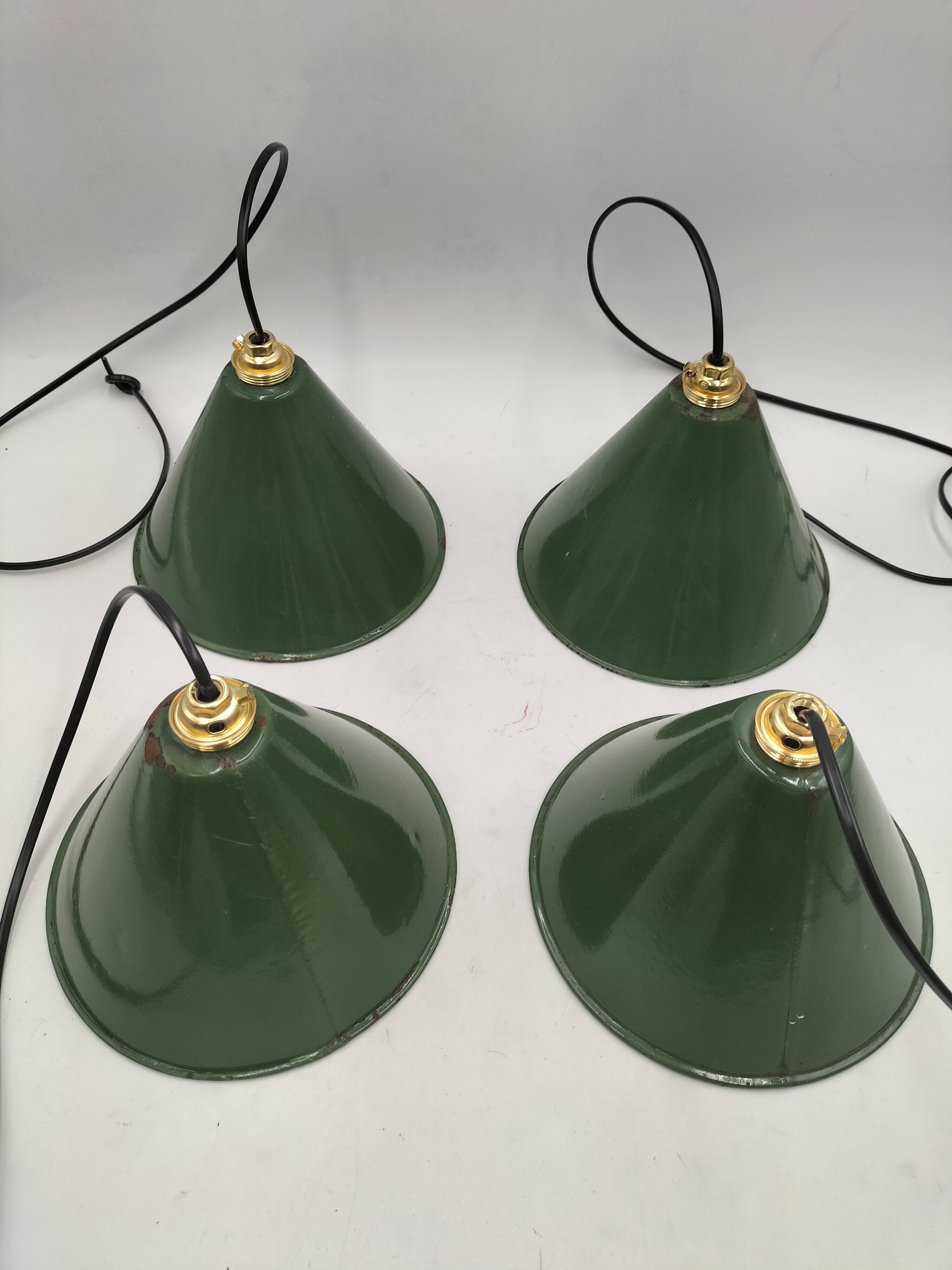 Enamelled sheet metal cone suspensions