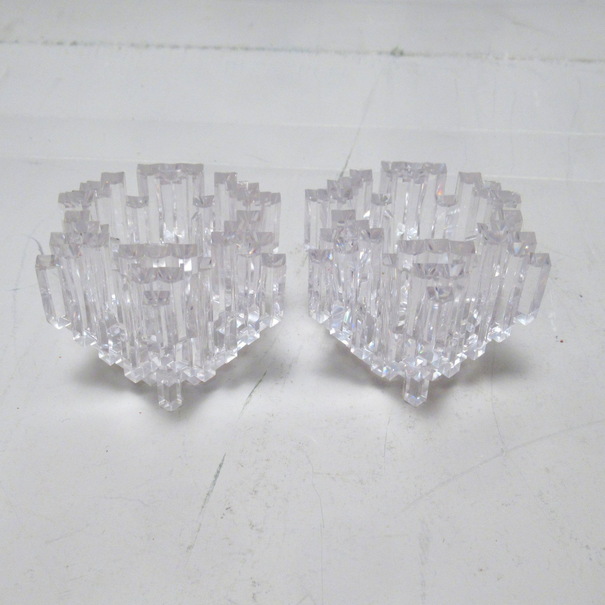 Paire de bougeoirs plexiglas années 70