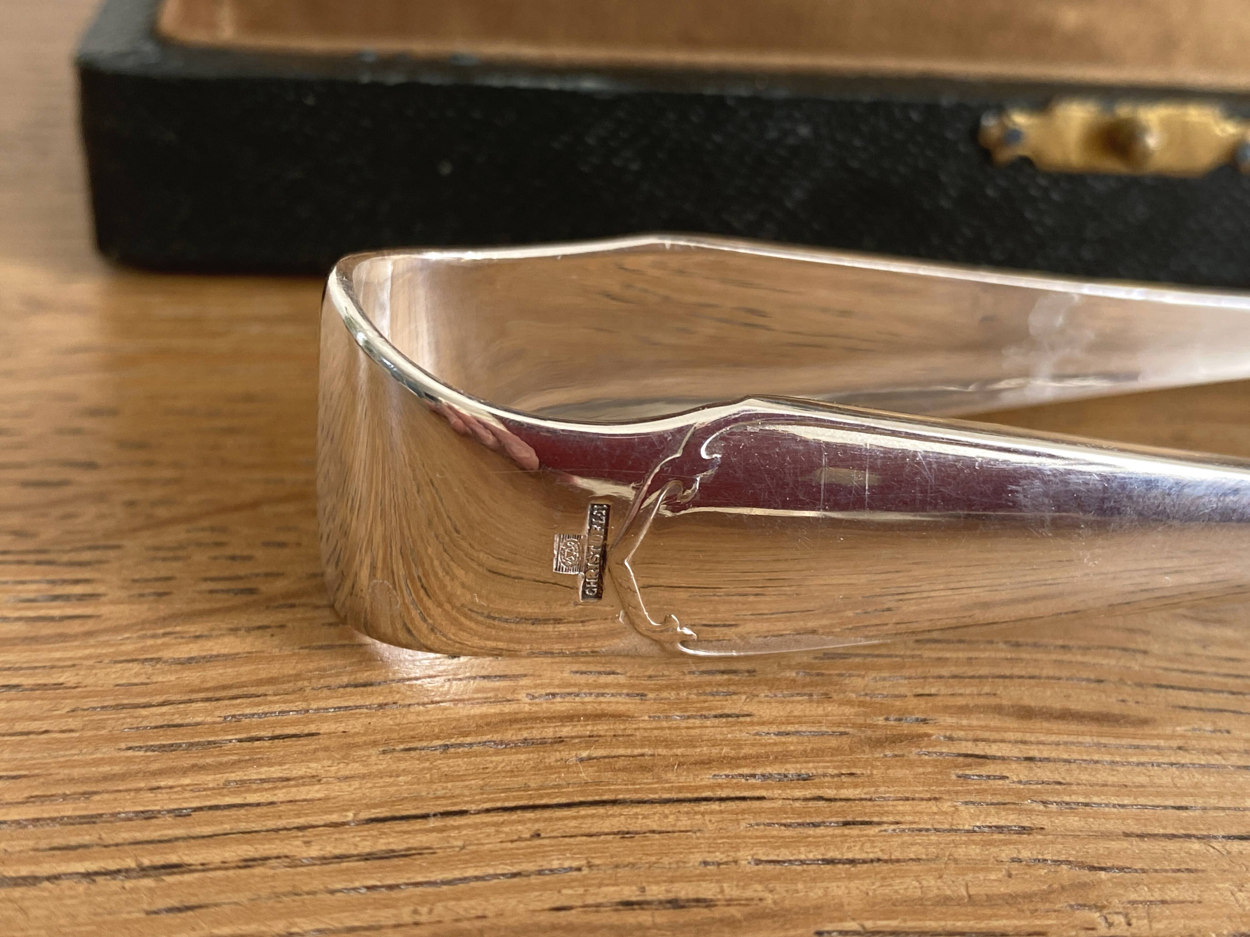 Christofle - Silver-plated metal sugar tongs, Japanese pattern, in a case, in good condition