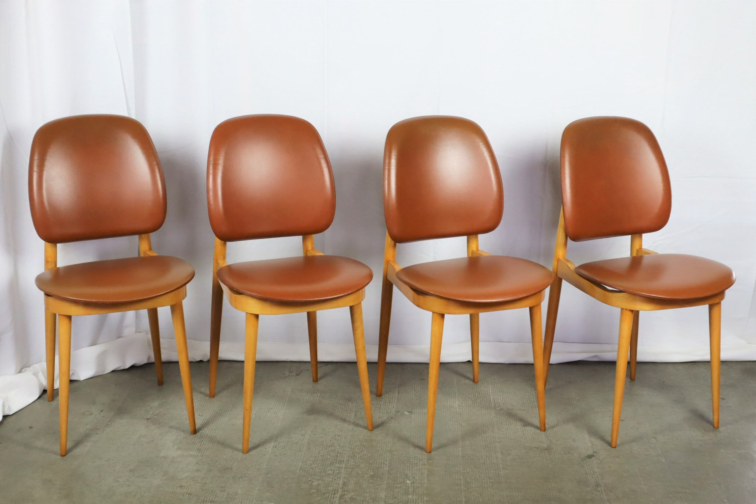 4 Chaises de Baumann, modèle Pégase, 1960