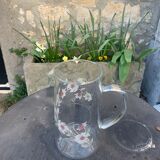 Orangeade decanter with ancient engraved flowers