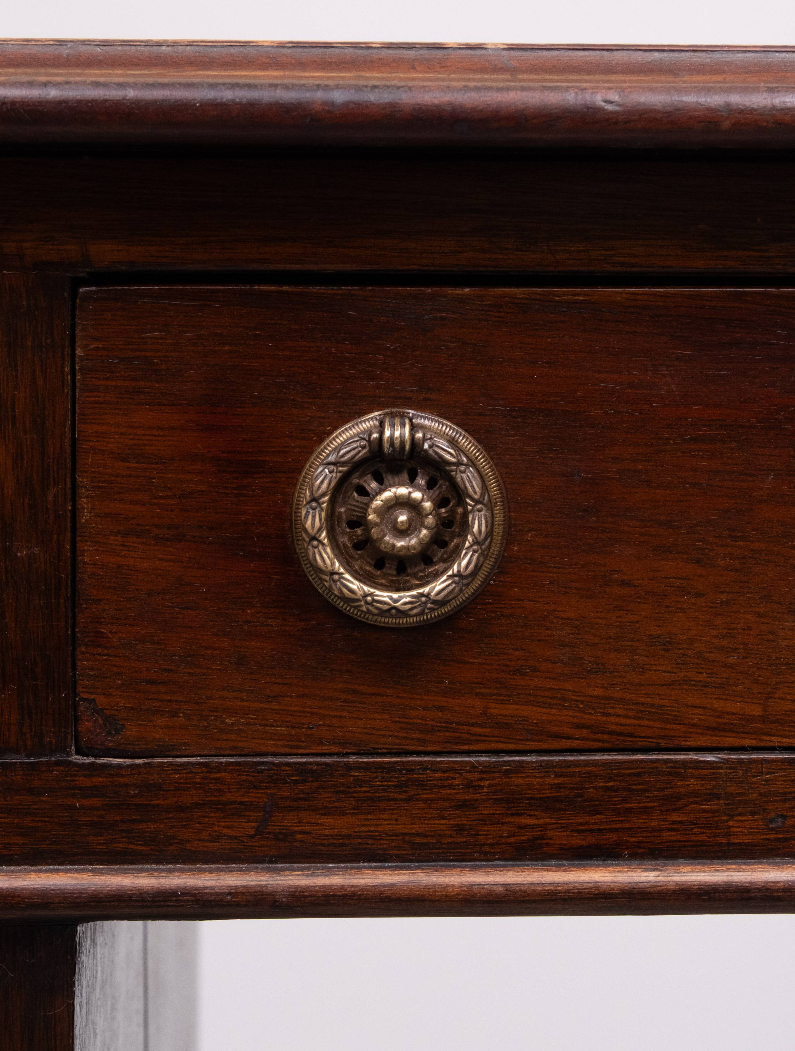 Antique English Mahogany pedestal Desk 1850s