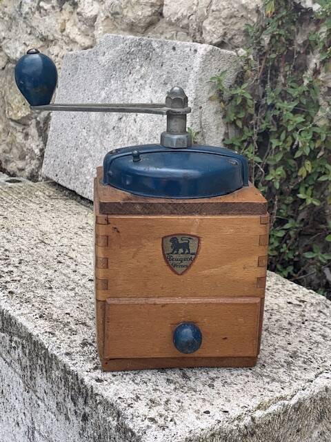 Peugeot Freres coffee grinder in wood and vintage blue metal