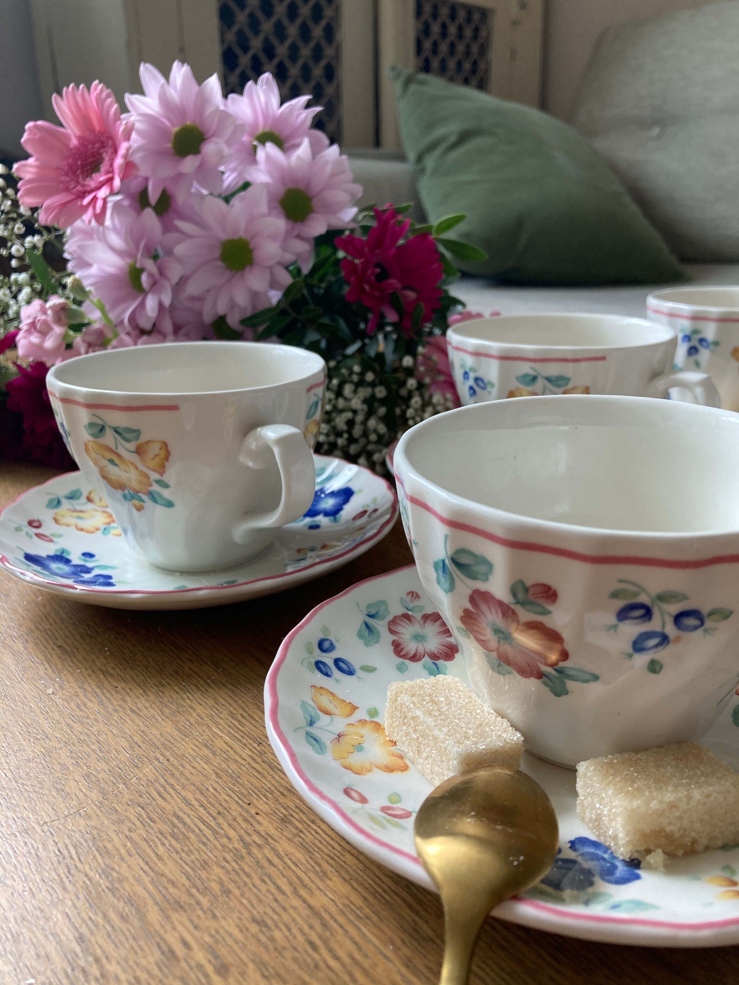 English flower porcelain tea service 6 people