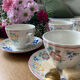 Lot de 6 tasses à thé anglaises  en porcelaine fleuri