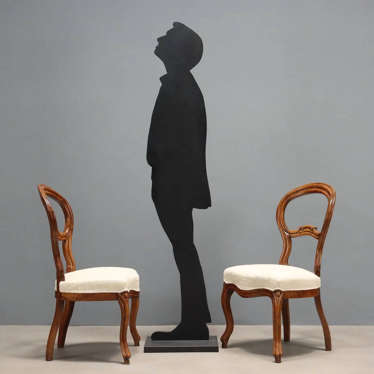 Antique Louis-Philippe chairs in walnut and fabric, Italy, 19th century.