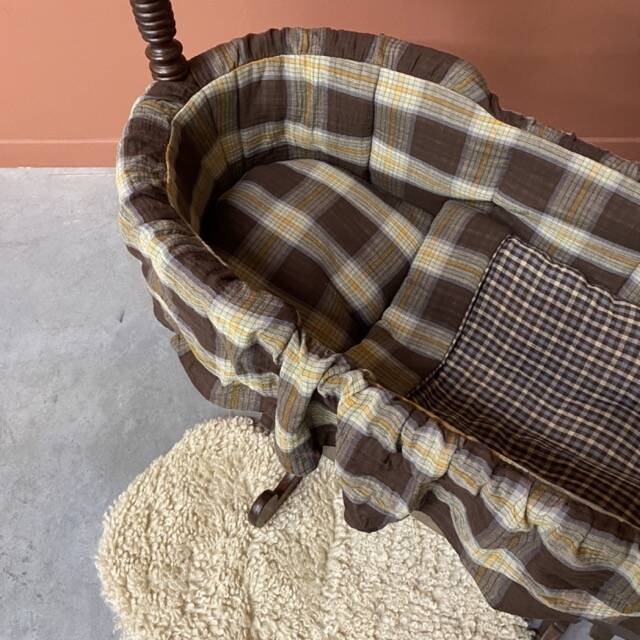 Berceau à bascule en bois 19ème