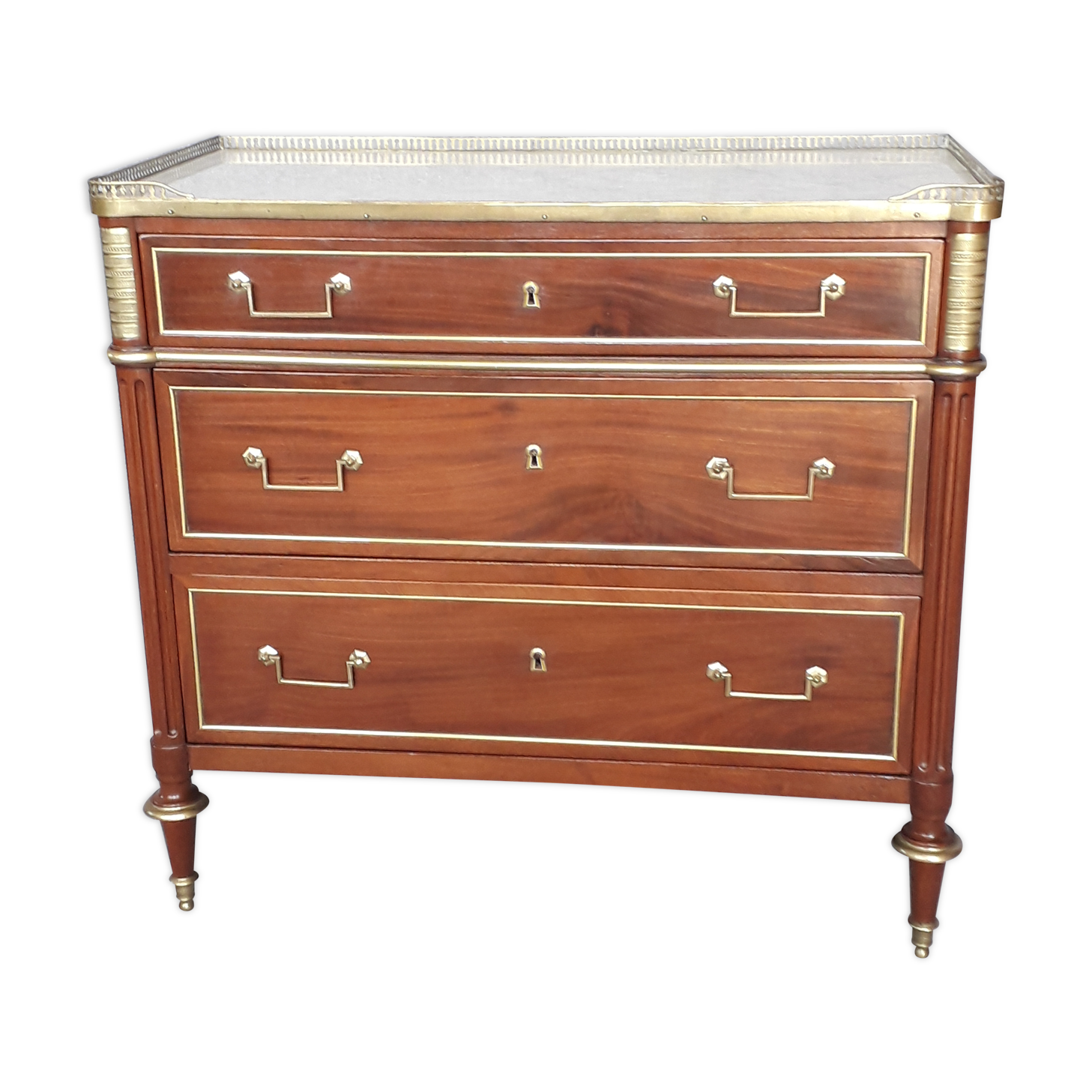 Commode d'époque Louis XVI en acajou