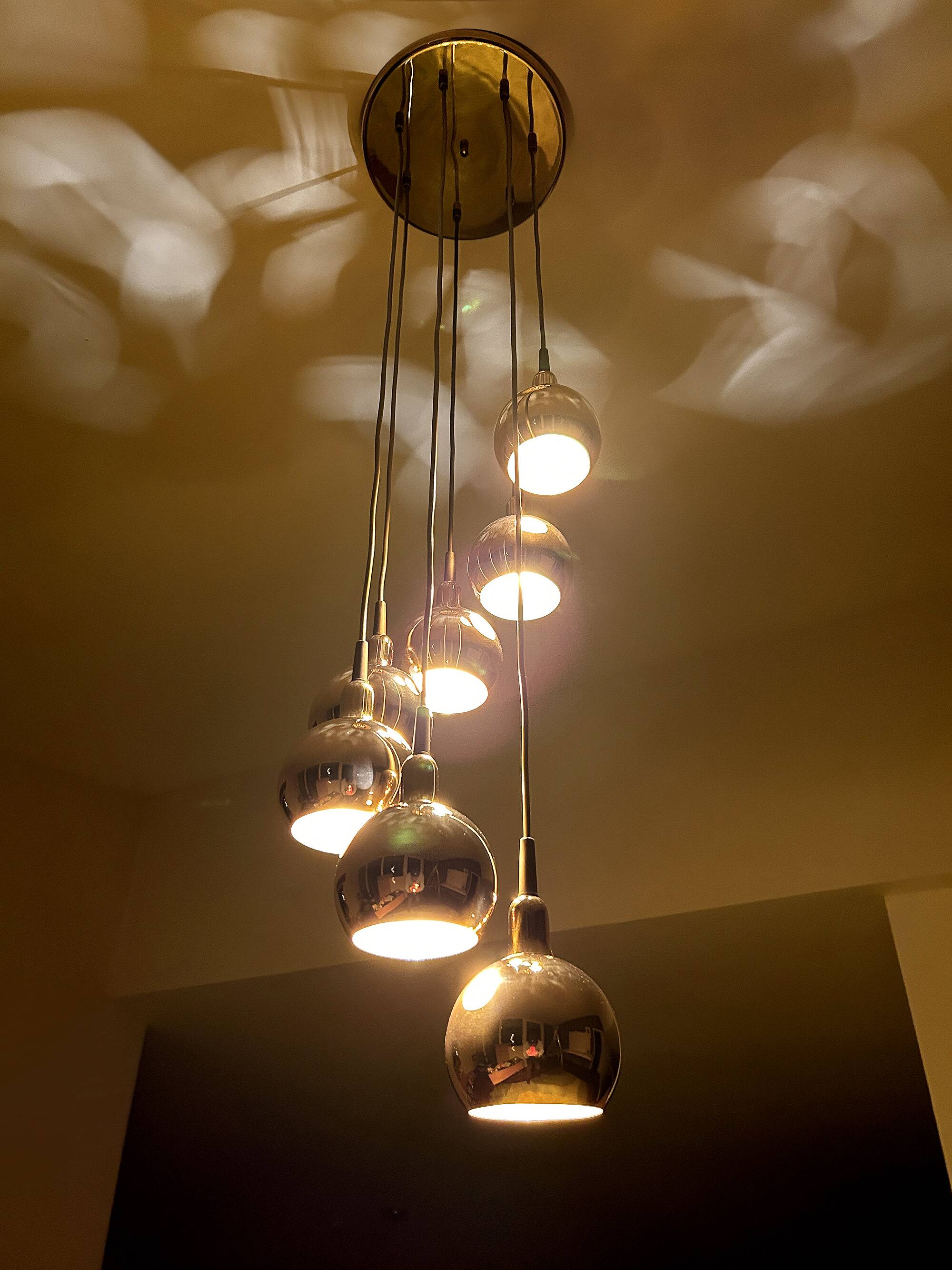 Large vintage pendant lamp gilded with fine gold