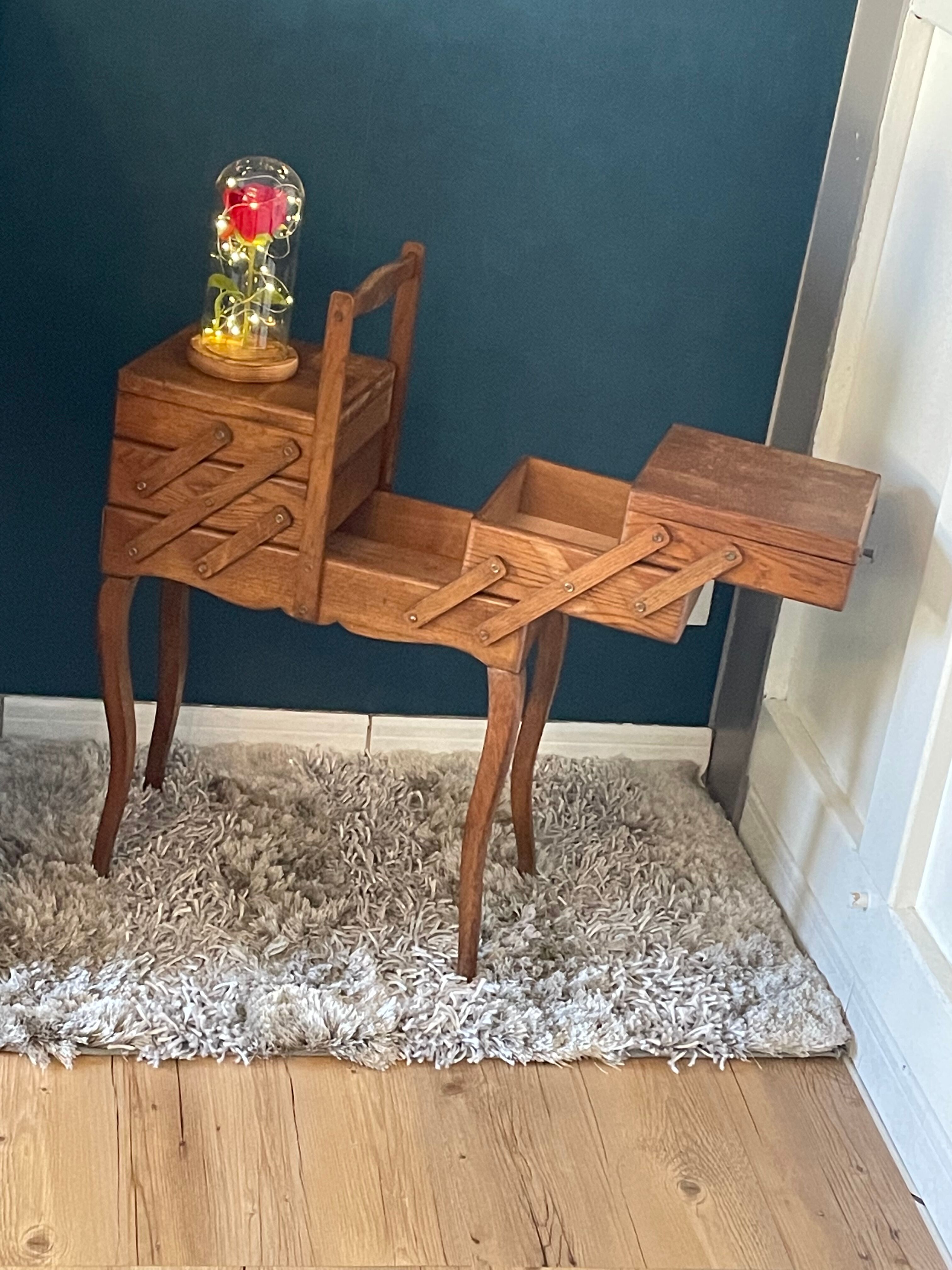 Travailleuse à couture