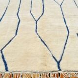 Berber carpet made entirely by hand