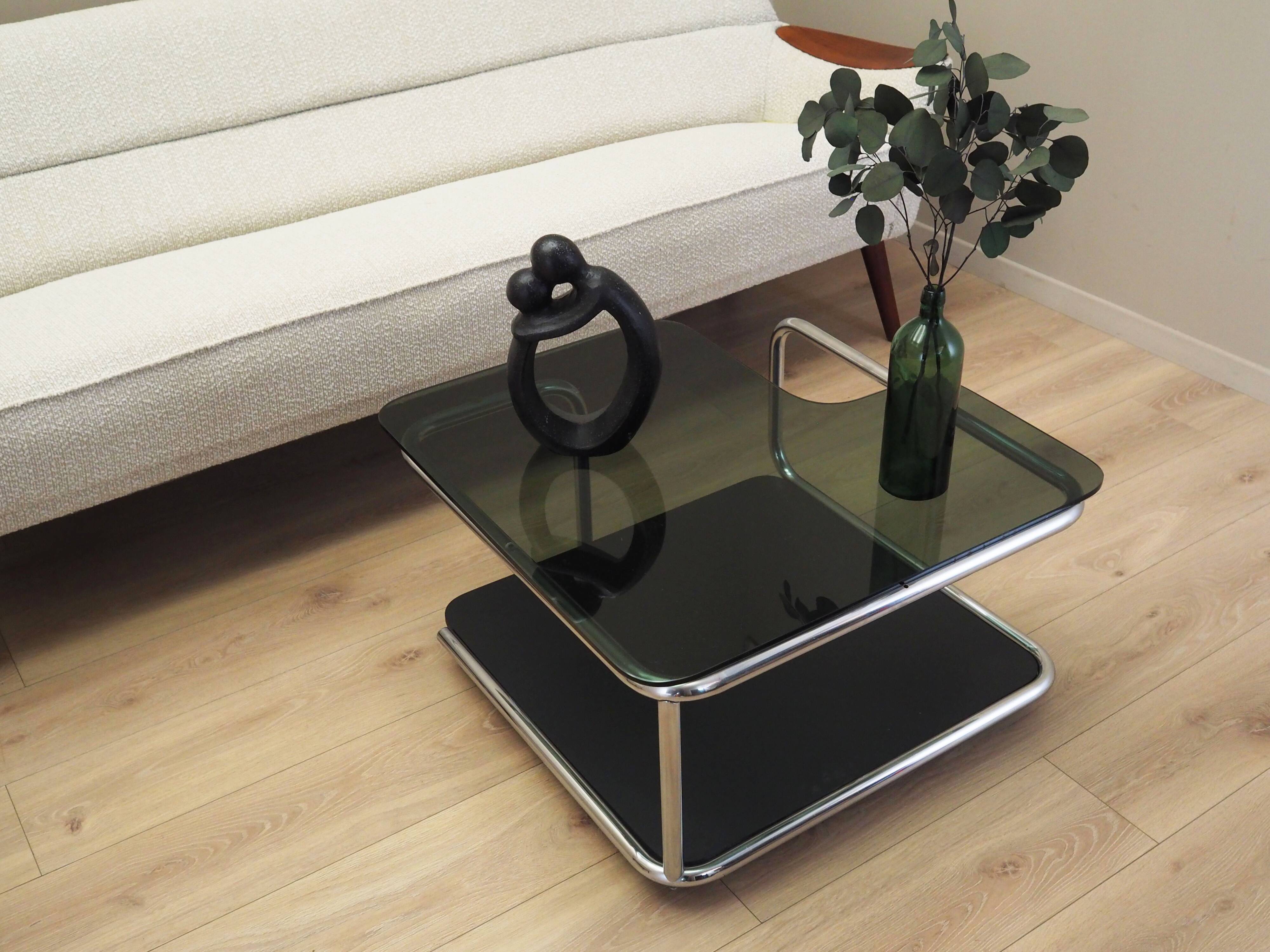 Table basse trolley, design italien, années 1980, production : Italie