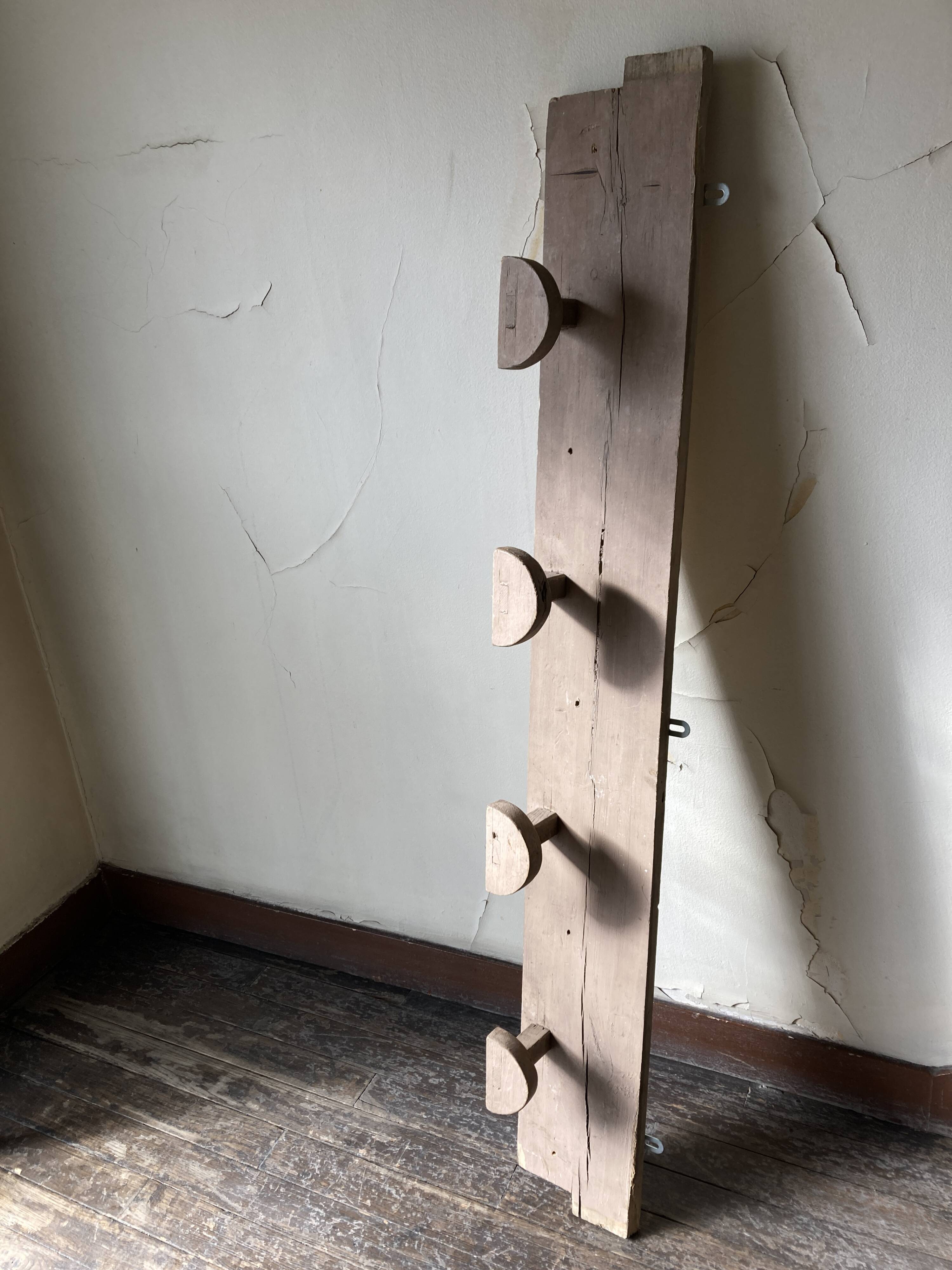 Hudson farm hook folk art original patina 135cm