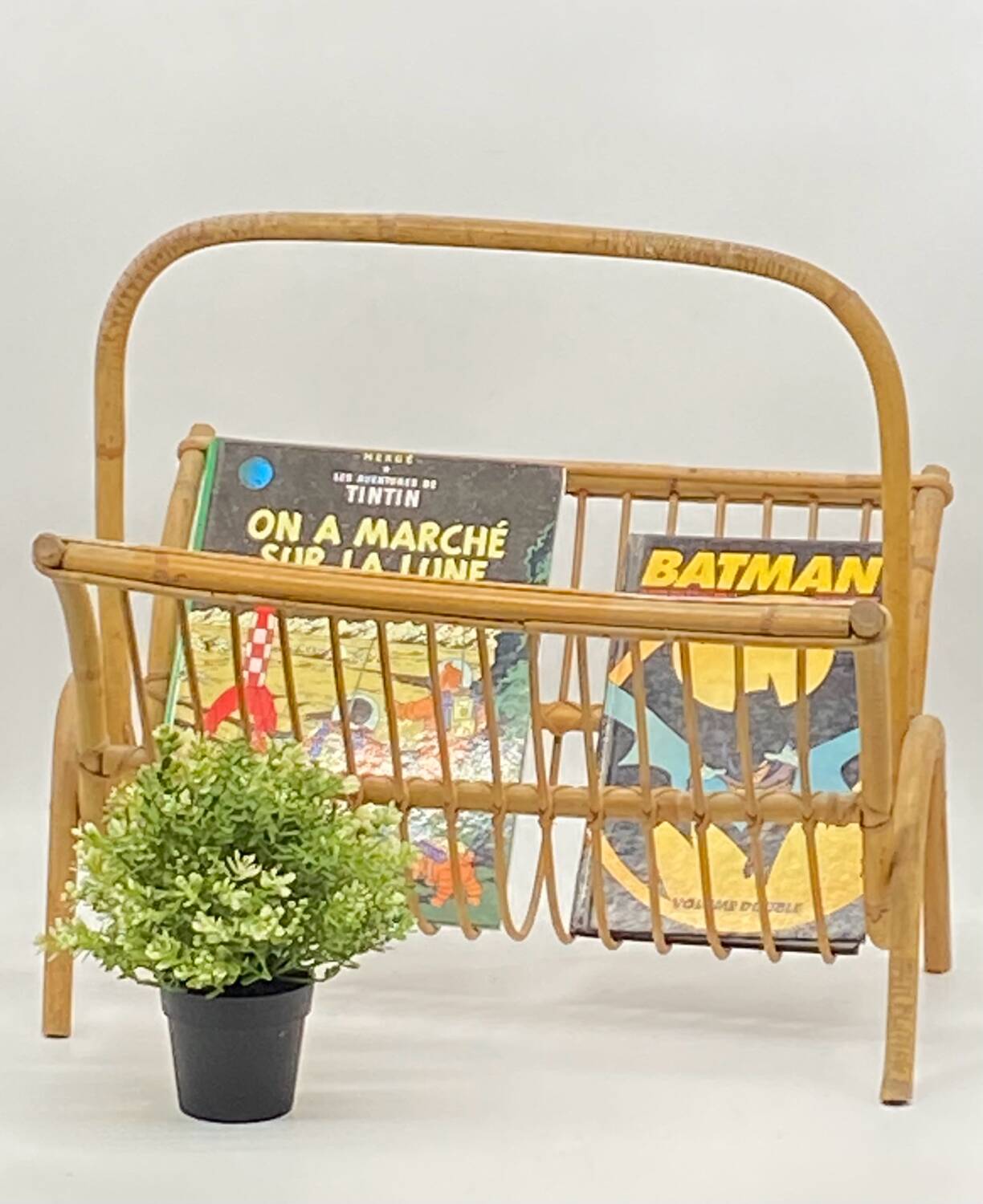 Magazine/magazine holder, rattan, vintage, natural fibers