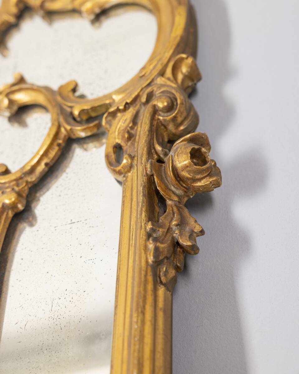 Antique classic console in wood decorated with mirror from the late 19th