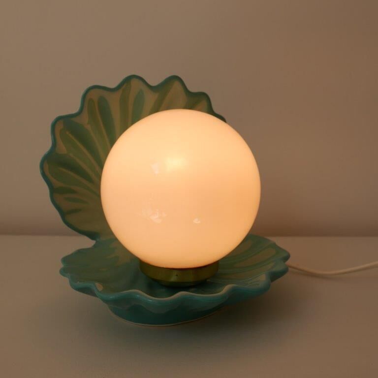 Blue shell lamp