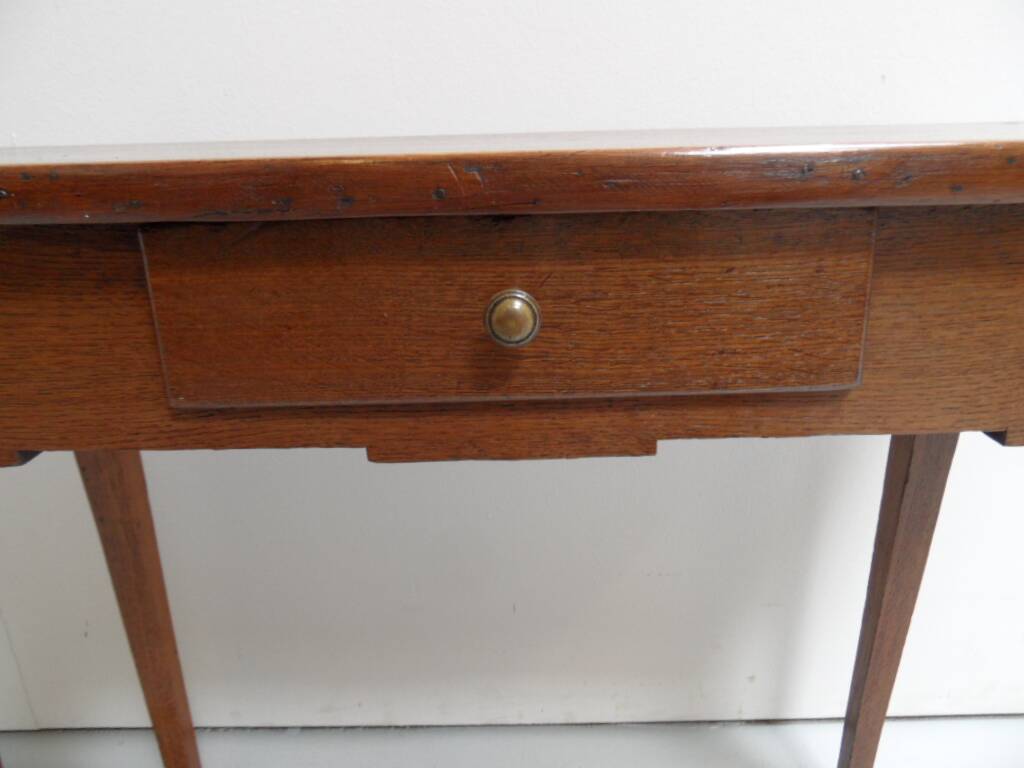 Antique oak sidetable