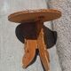 Ancienne petite table en bois pliante diametre 55 cms