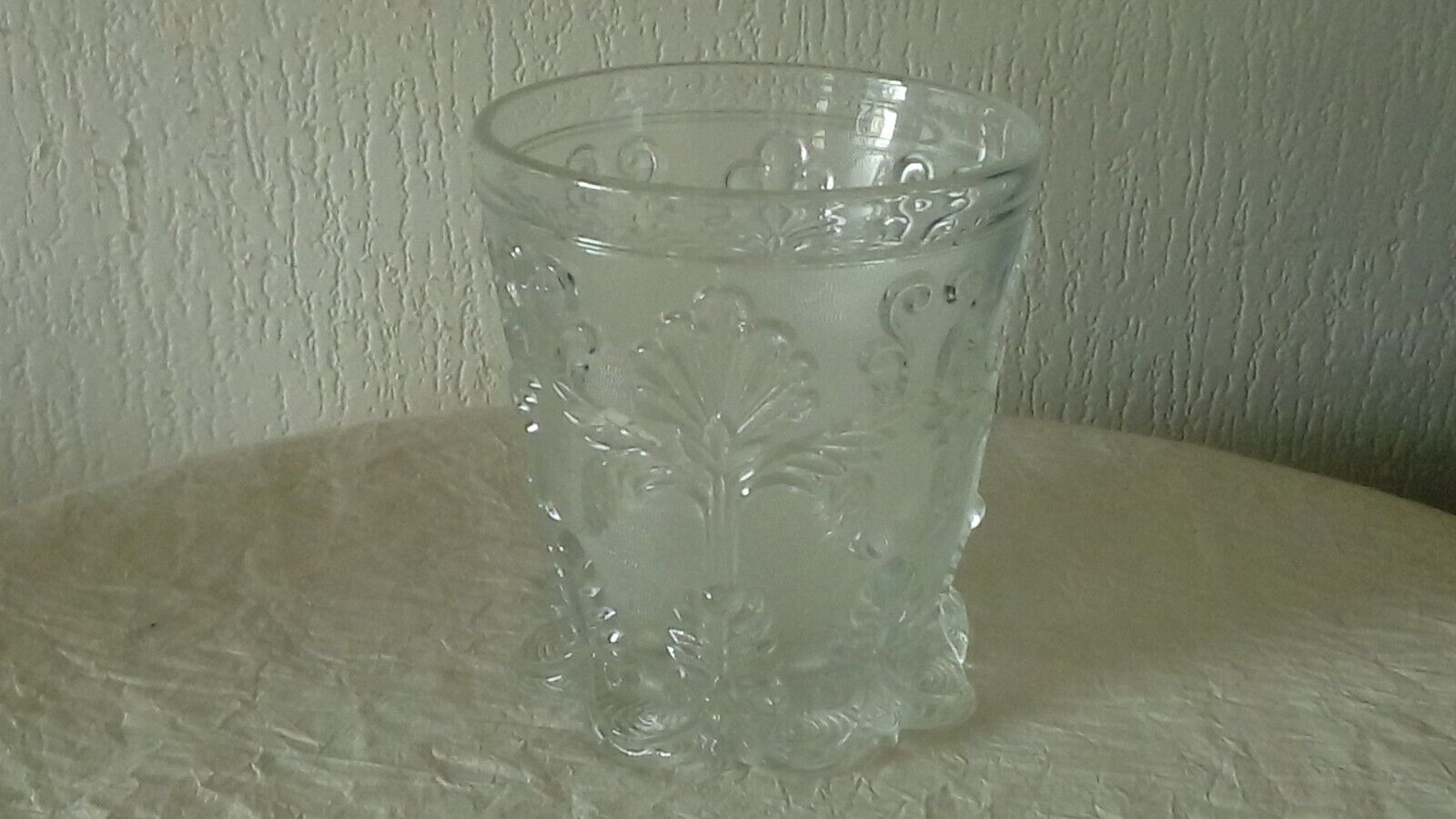 Vase à violette en cristal taillé époque Charles X 19ème