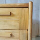 Pine chest of drawers