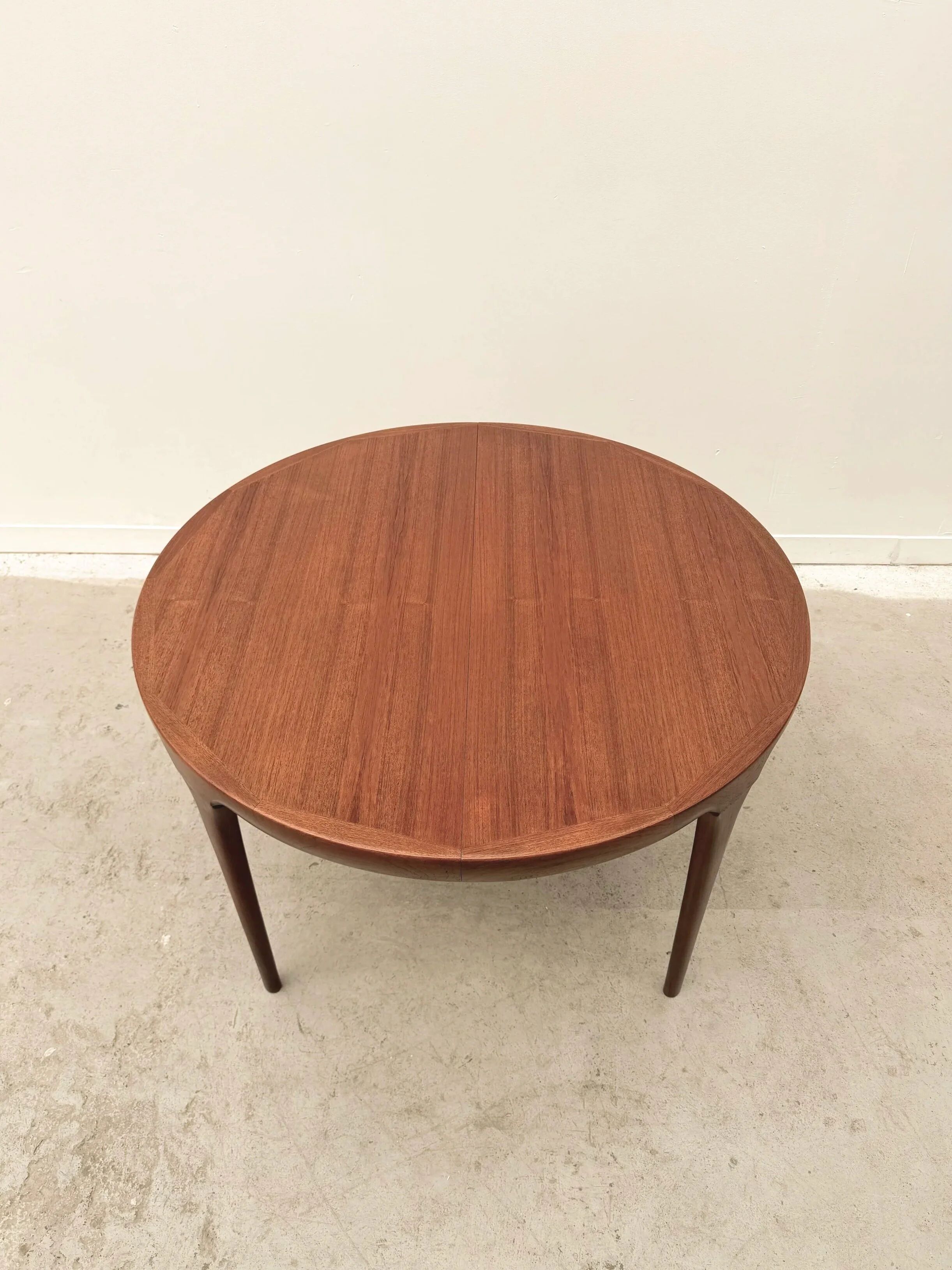 Dining table by Kofod Larsen for Faarup Mobelfabrik in teak, Denmark 1960.