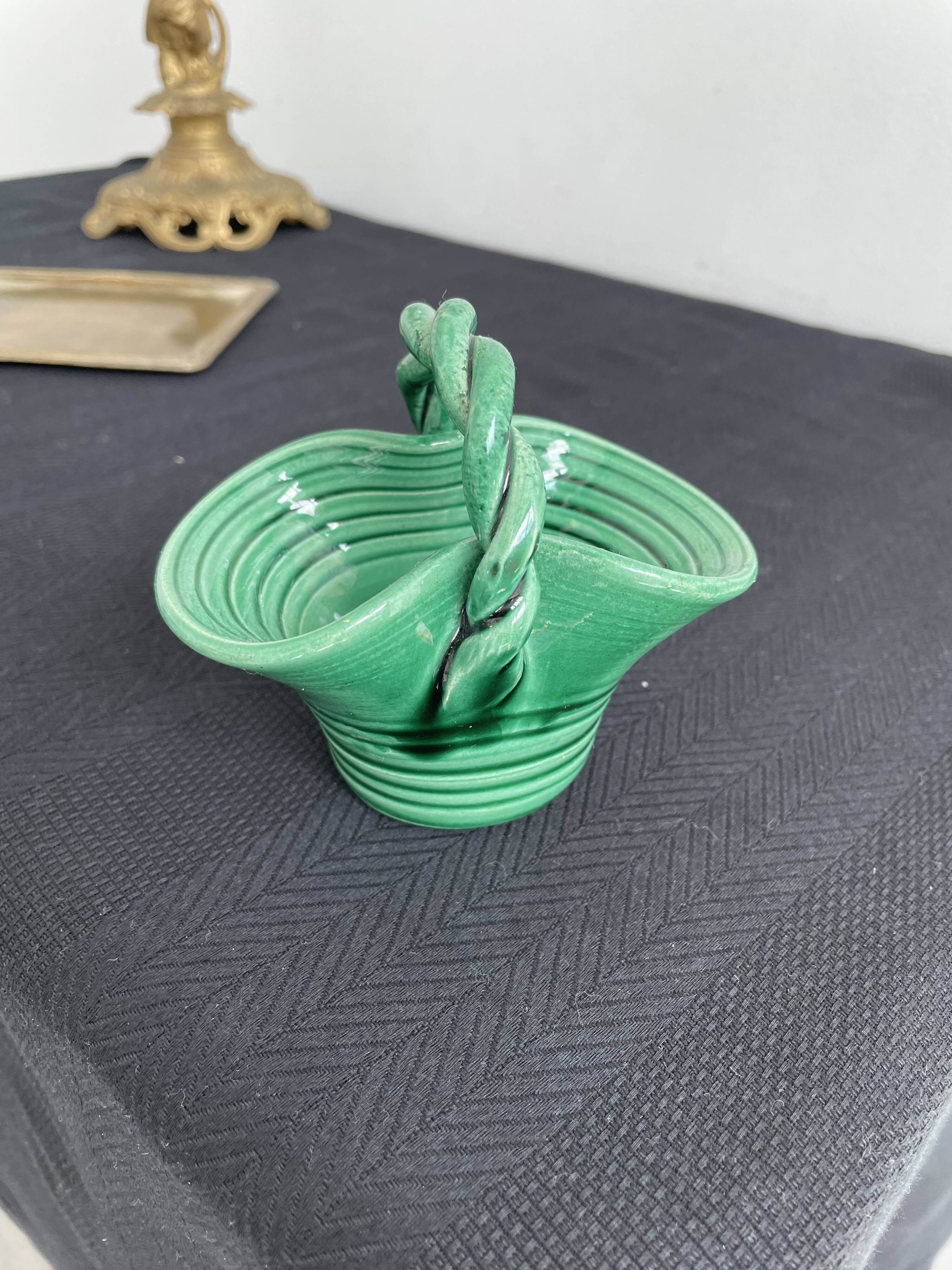 Vintage, woven basket, green, glazed earthenware, grooves, stylized, décor, French decoration, Fran