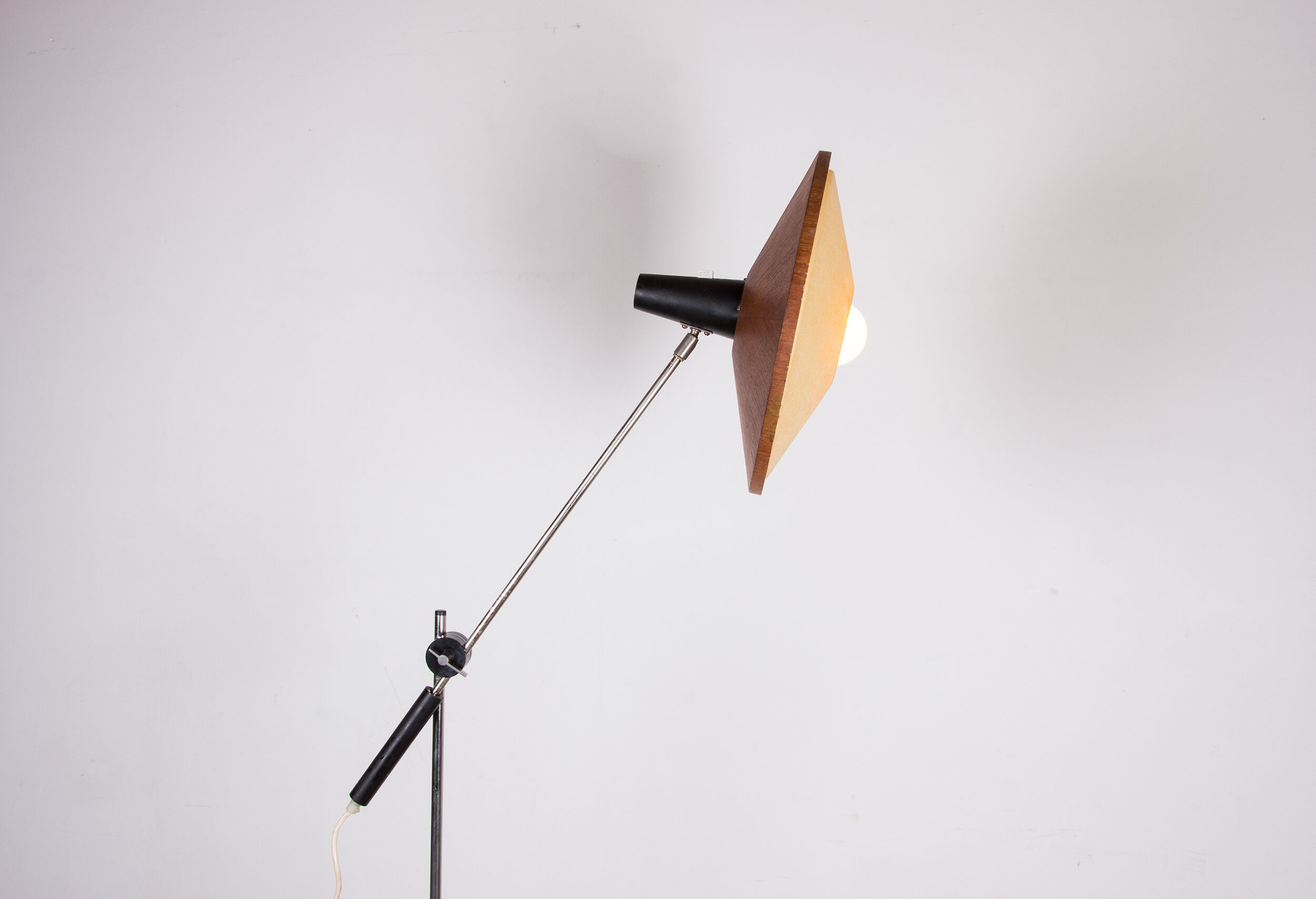 Large tilting luminaire in Steel and Teak Temde Leuchten 1960.
