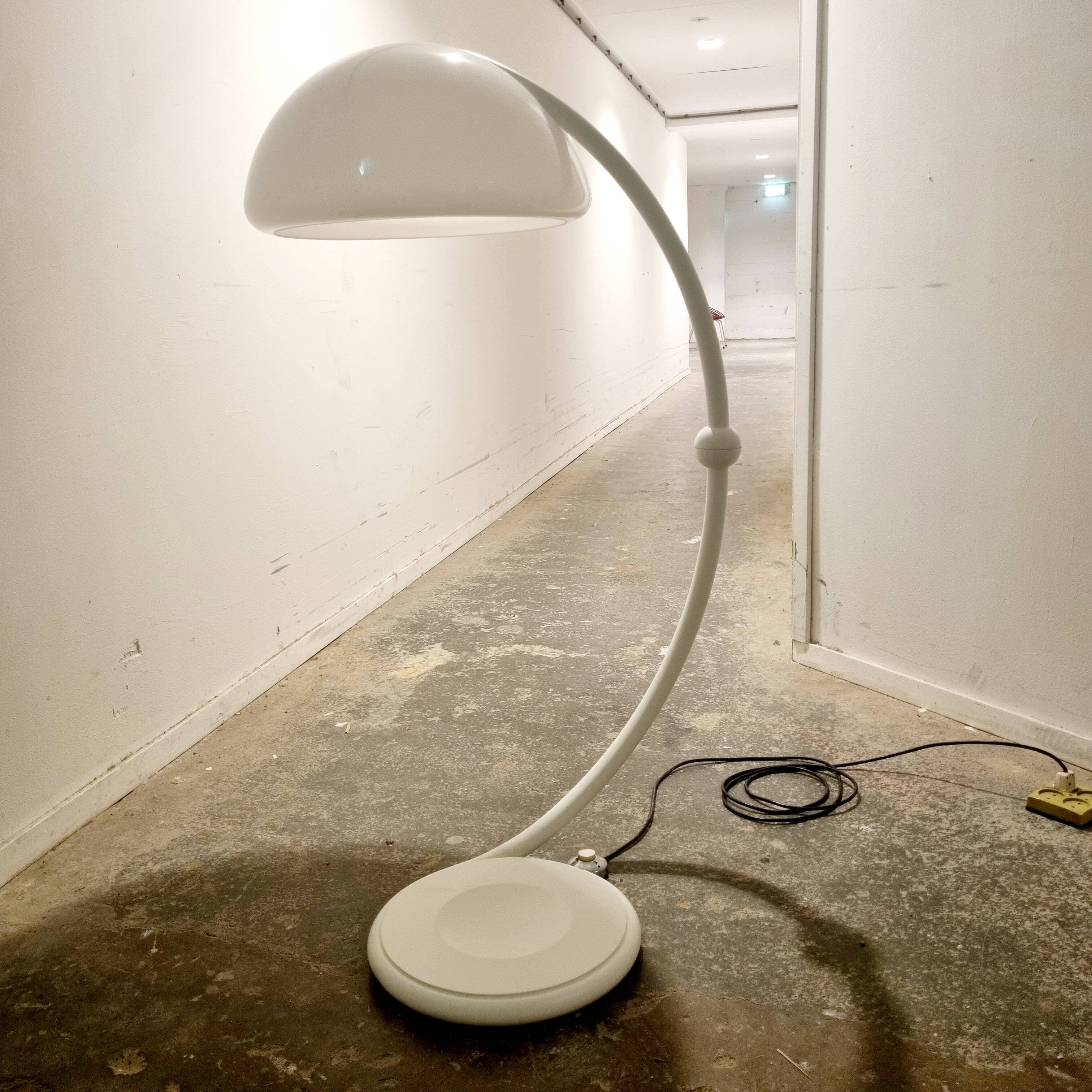 White Serpente Floor Lamp by Elio Martinelli for Martinelli Luce