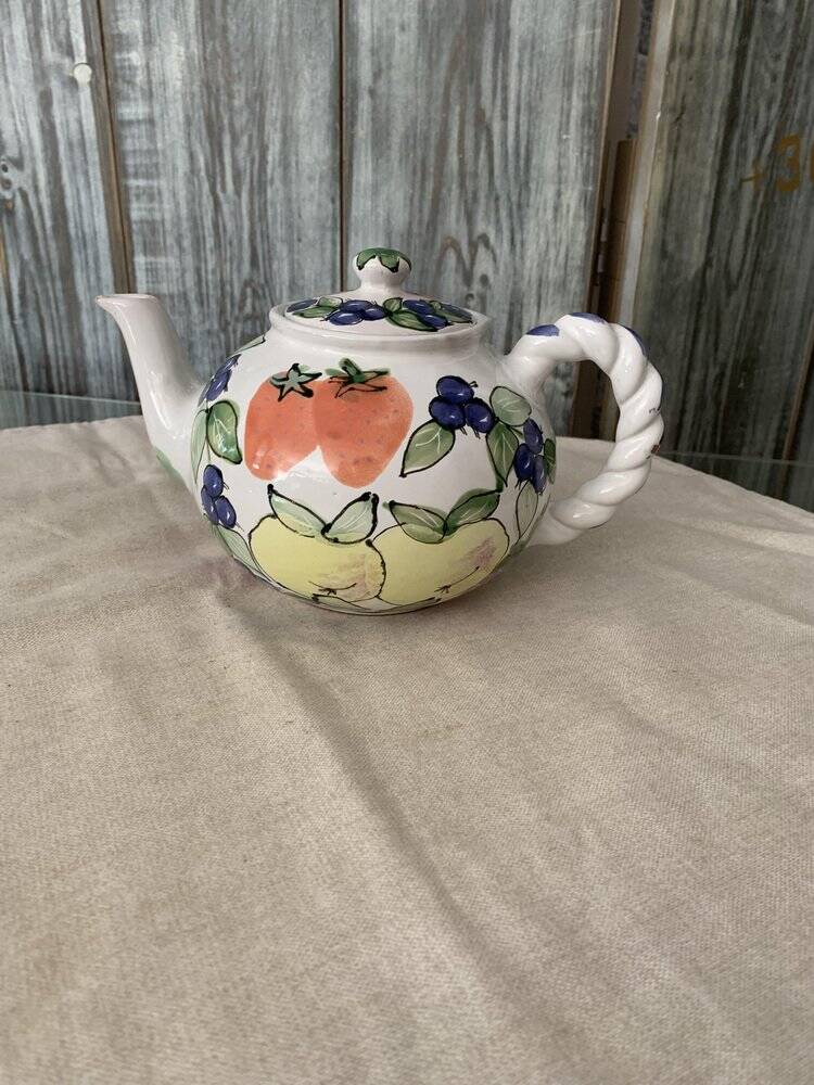 Vintage coloured ceramic jug in cream white with hand-painted decoration (Hungary)
