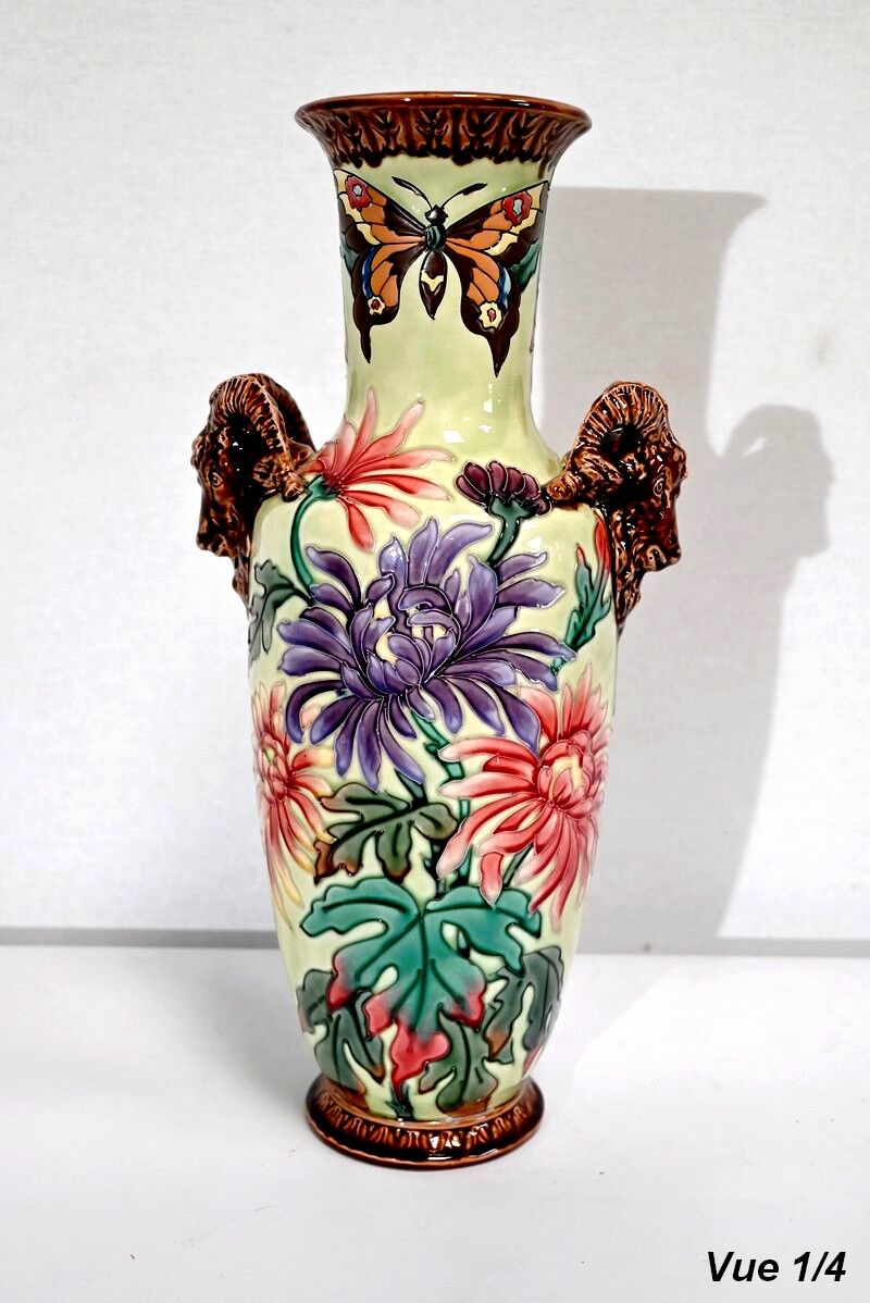 Ceramic vase – 1930