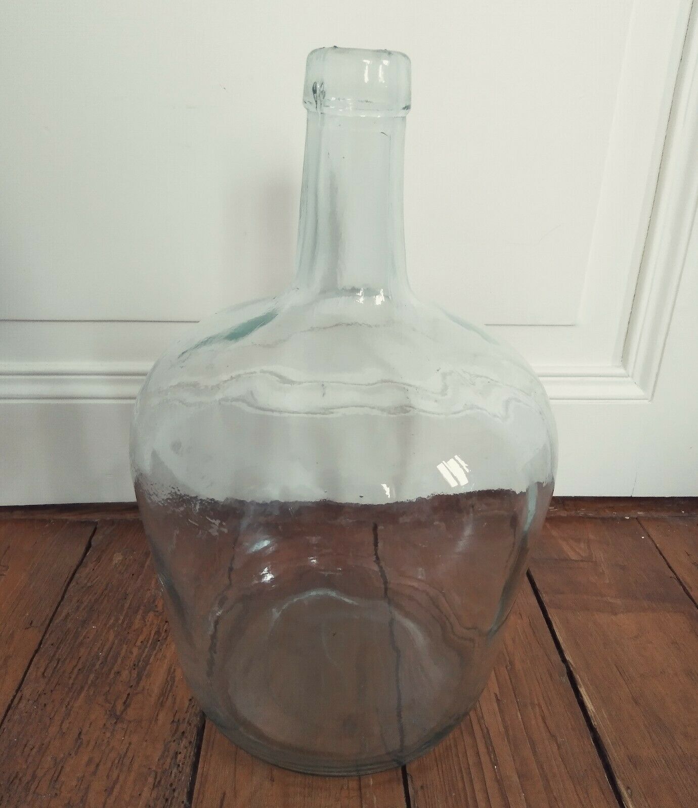 Demijohn translucent glass