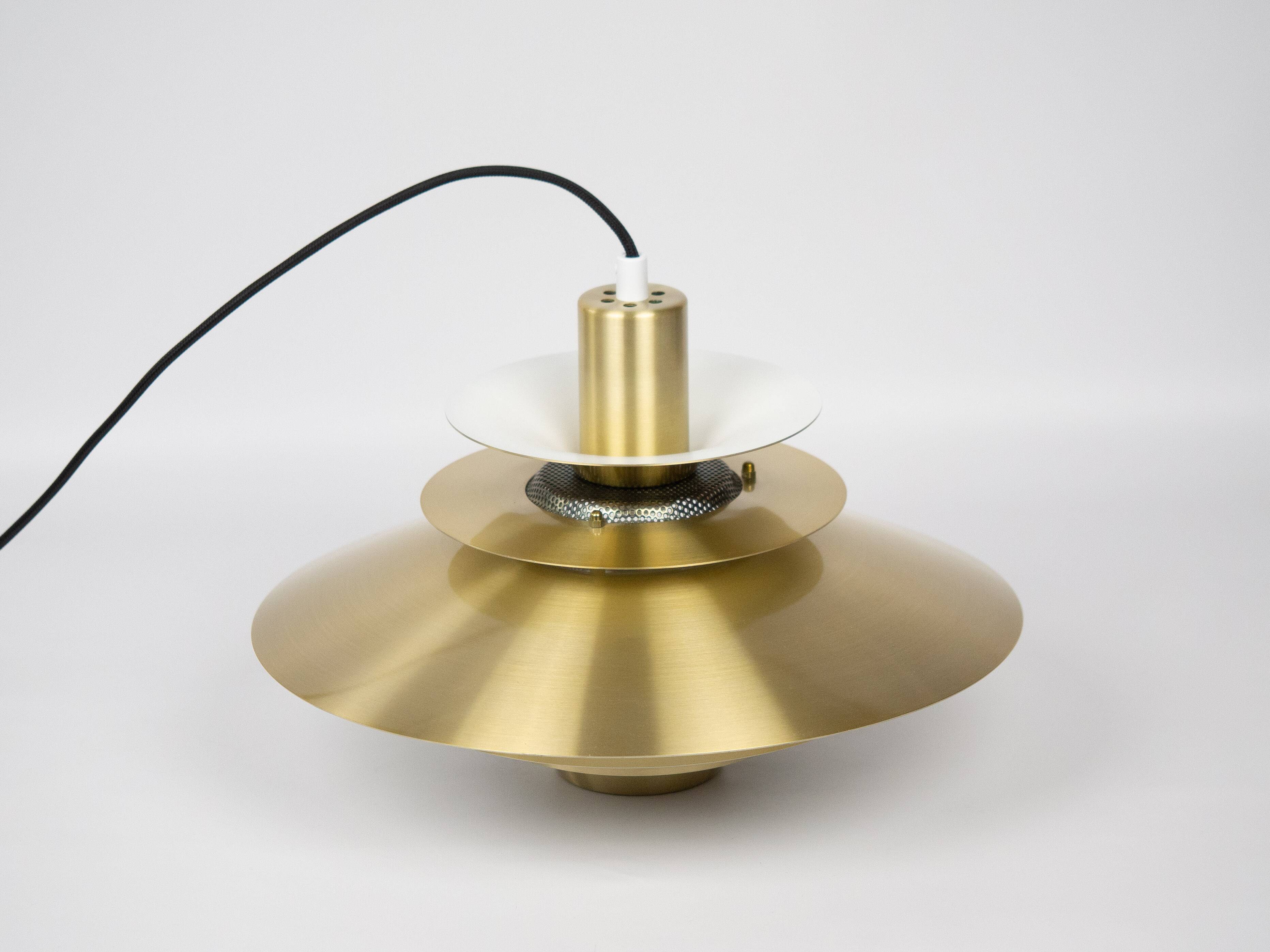 Lampe suspendue vintage danoise Lotus par Kurt Wiborg, Jeka, années 1980.