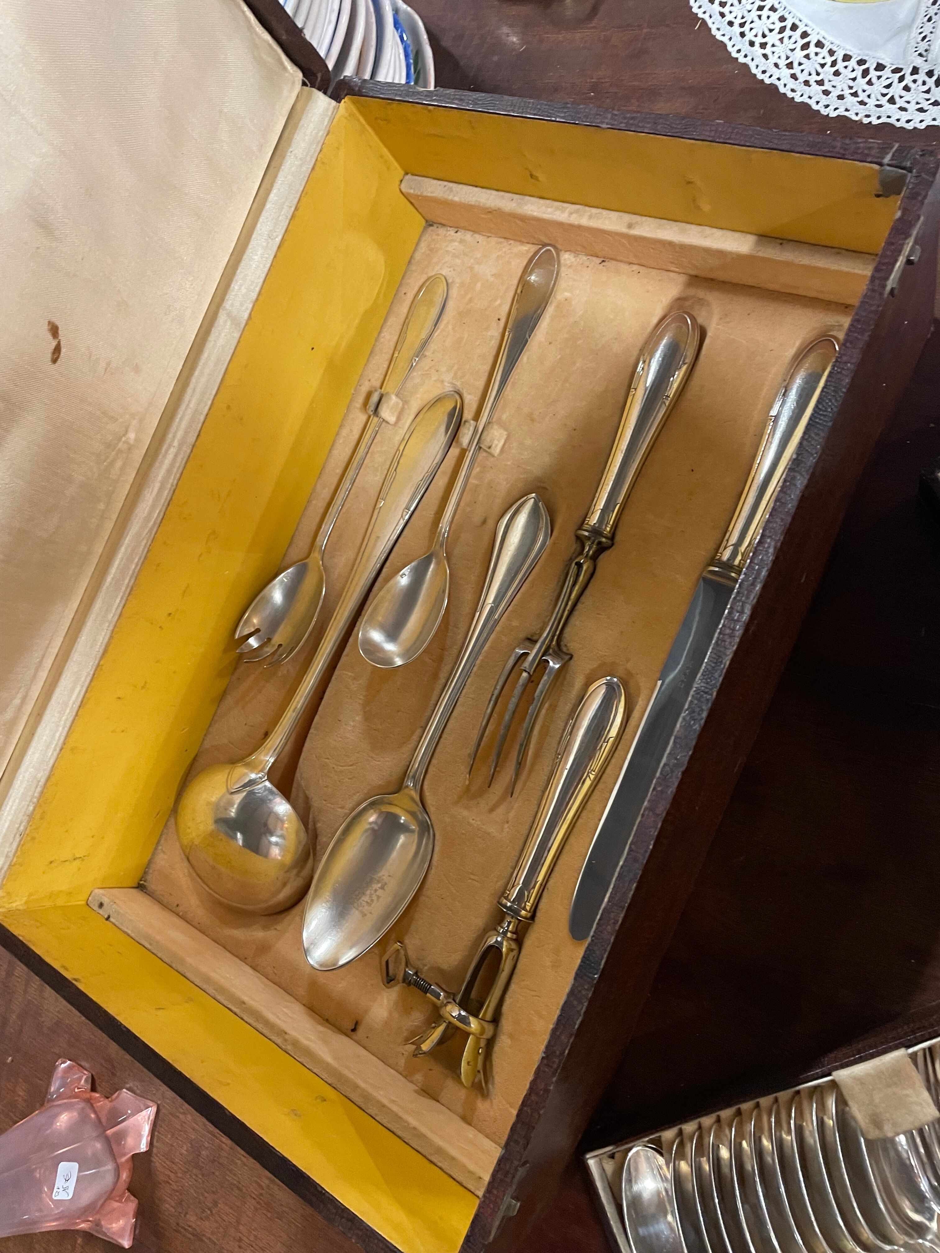 Art Deco menagere in silver metal